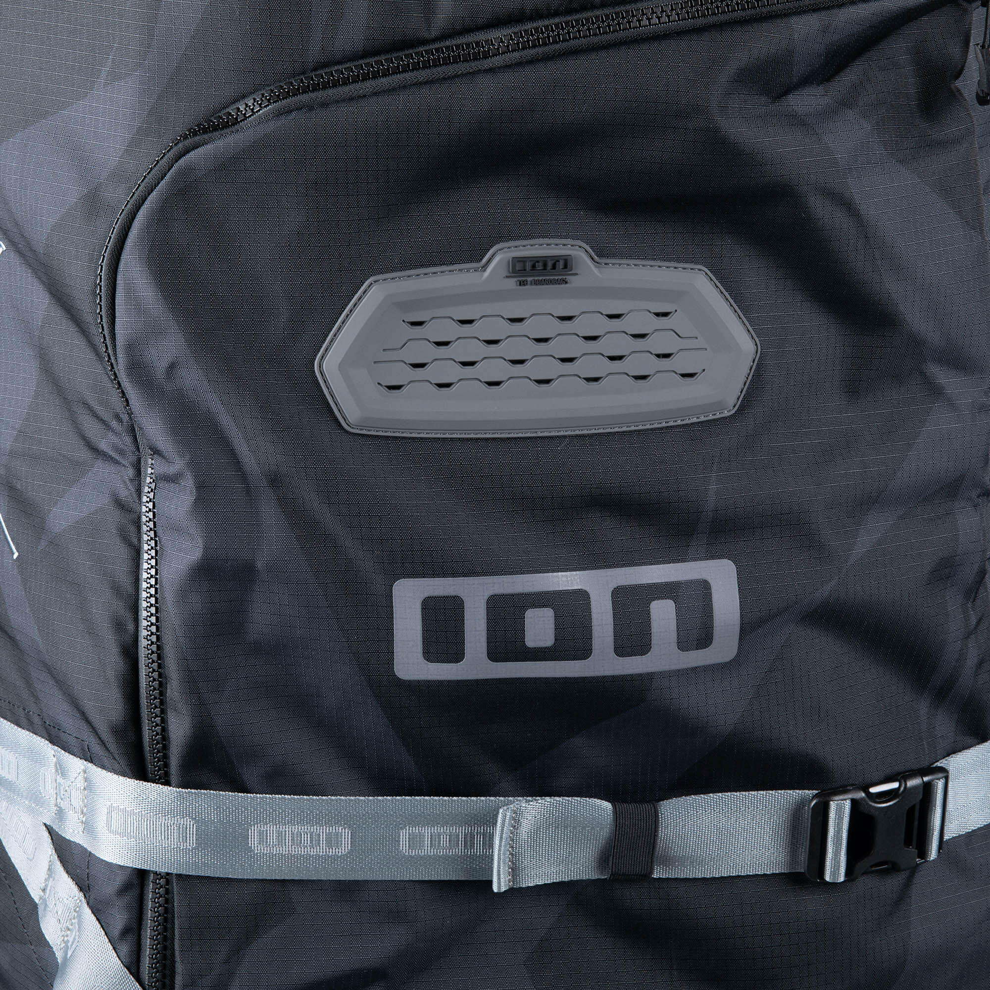 Capa Ion Gearbag Tec Golf Preto especial para kitesurf 3/7
