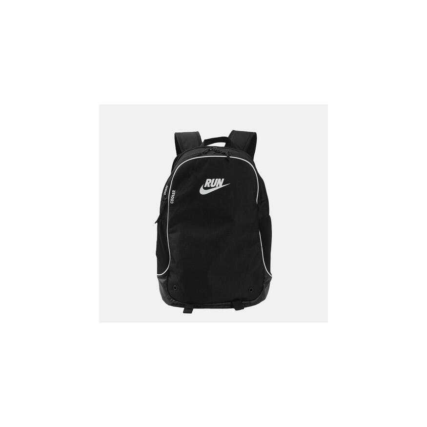 NIKE Batoh Track, 27 L