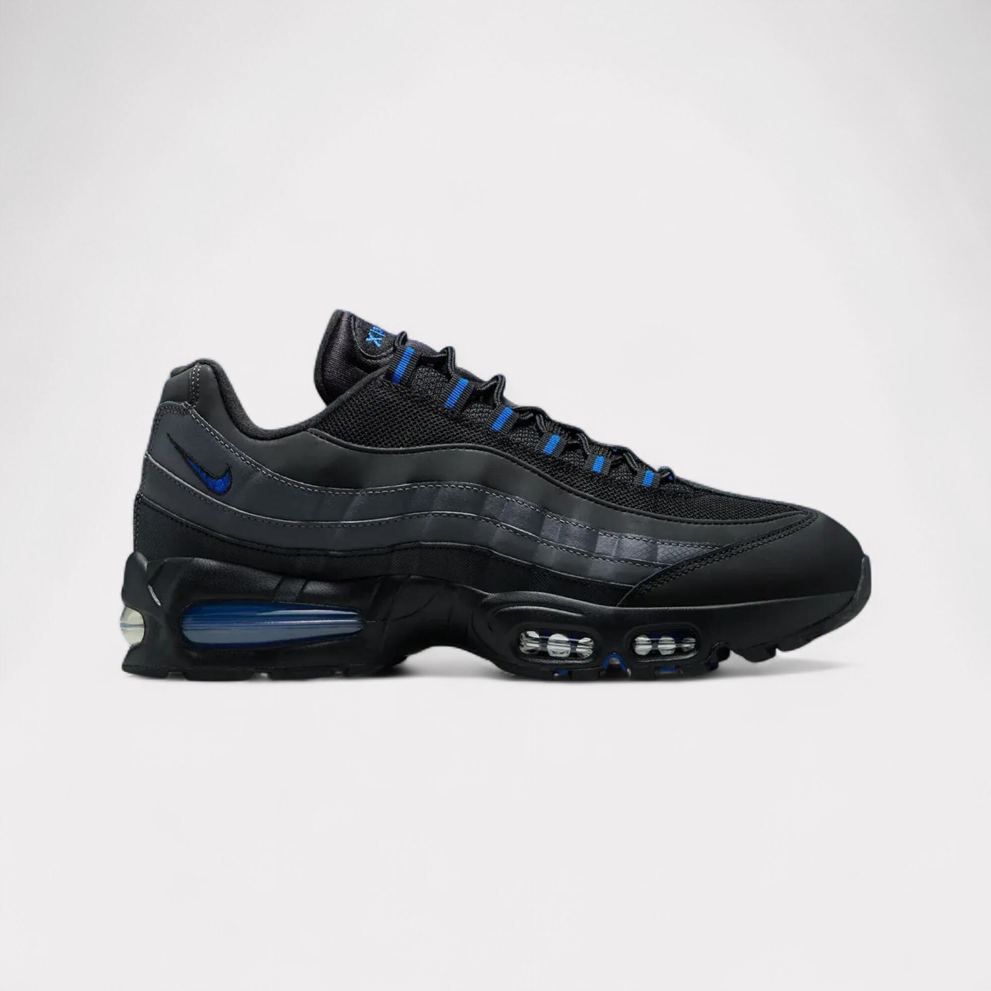 NIKE picture