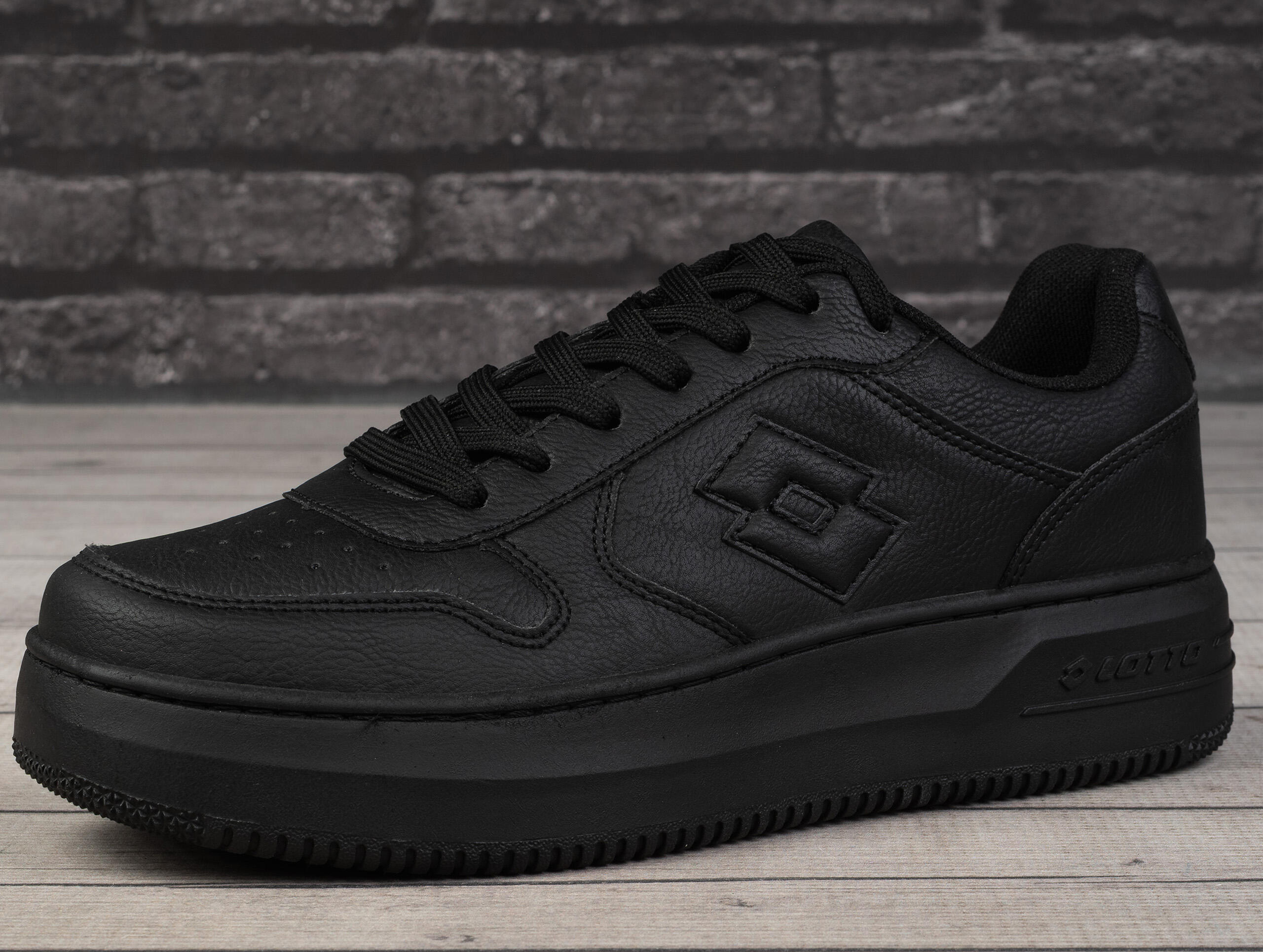 Buty damskie sportowe Lotto PALIOT PF 3/6
