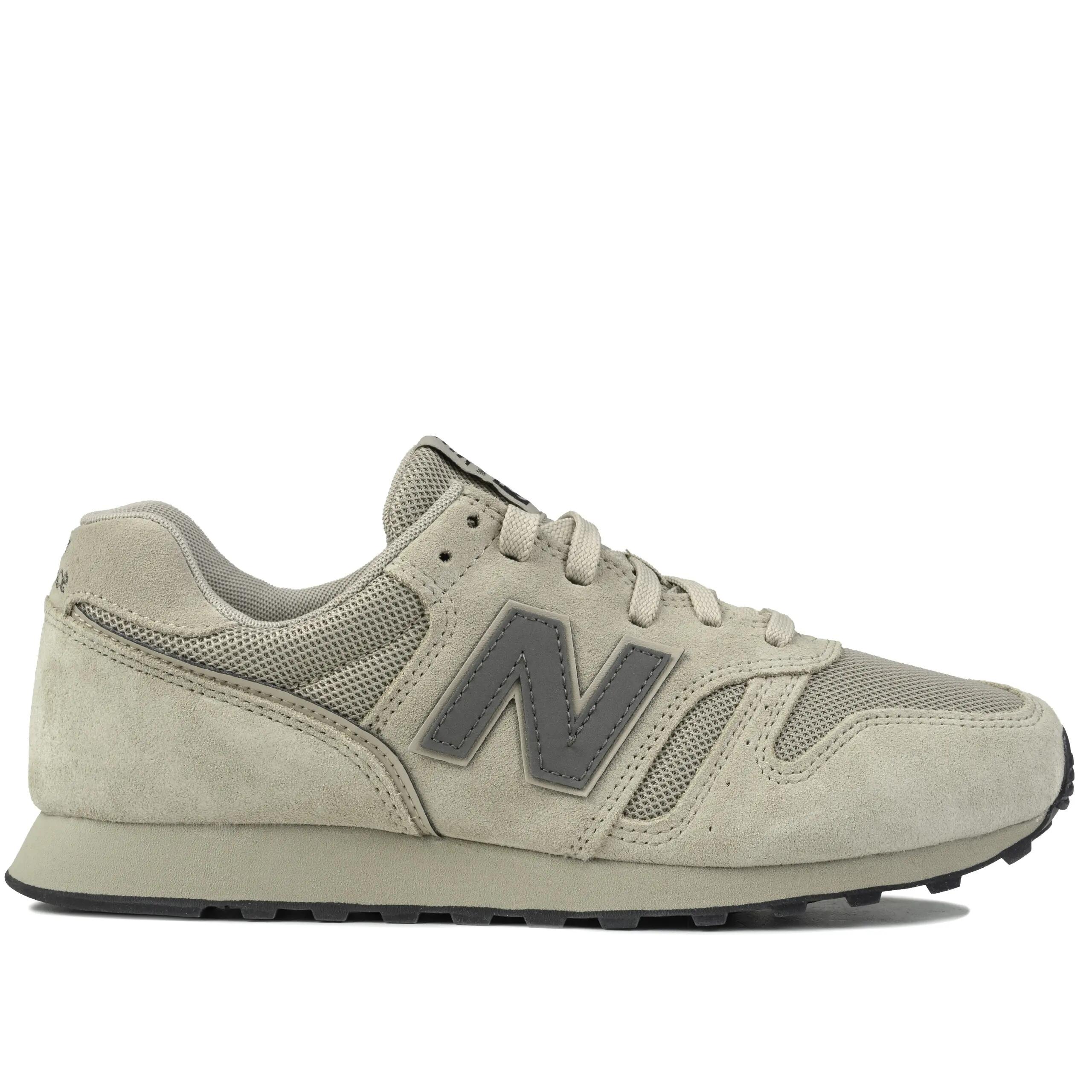 NEW BALANCE picture