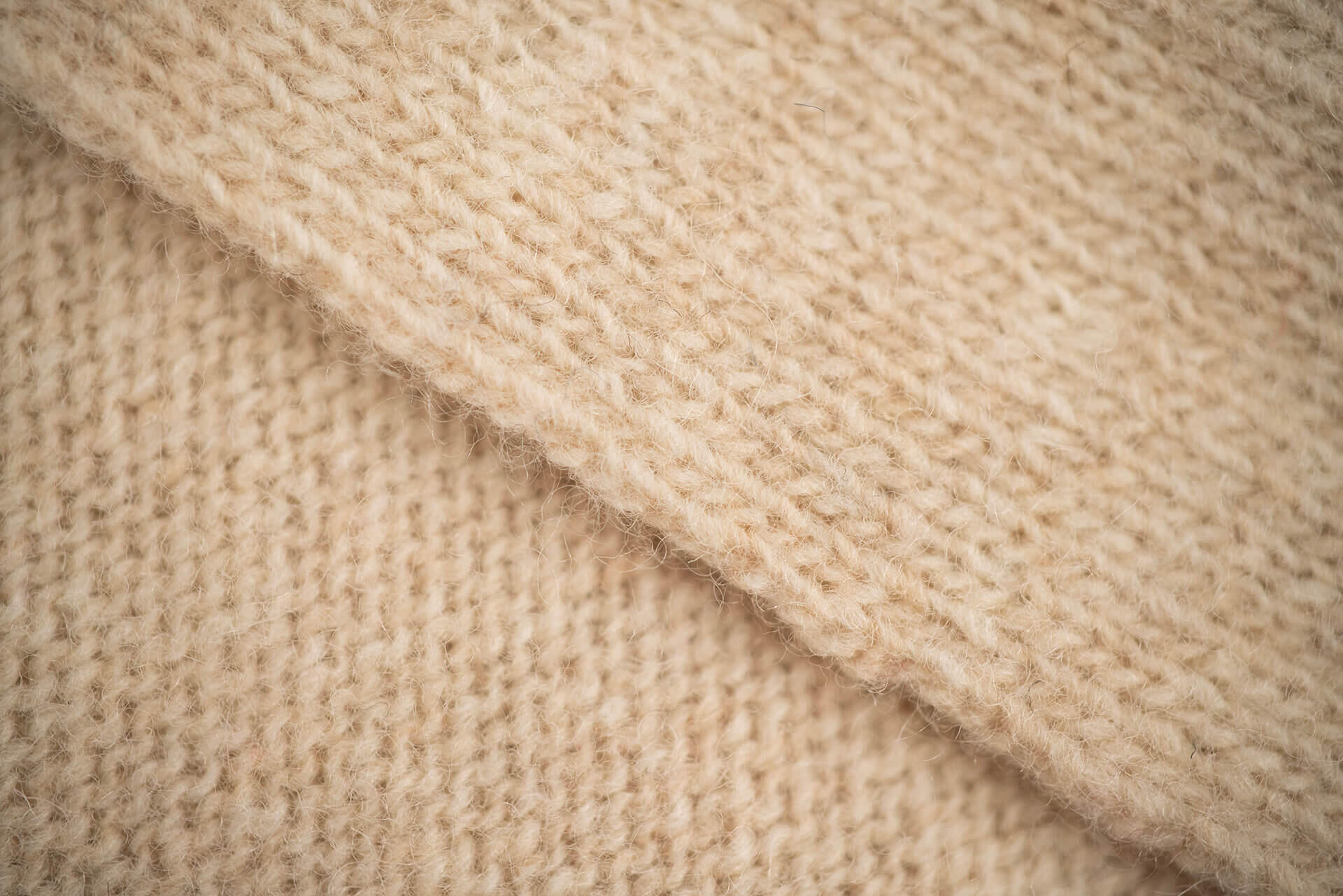 Loop – Beige 4/5