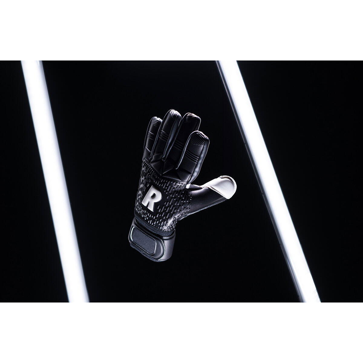 Gants-gardien-football-enfants-coupe-négative-575-noir/blanc 3/3