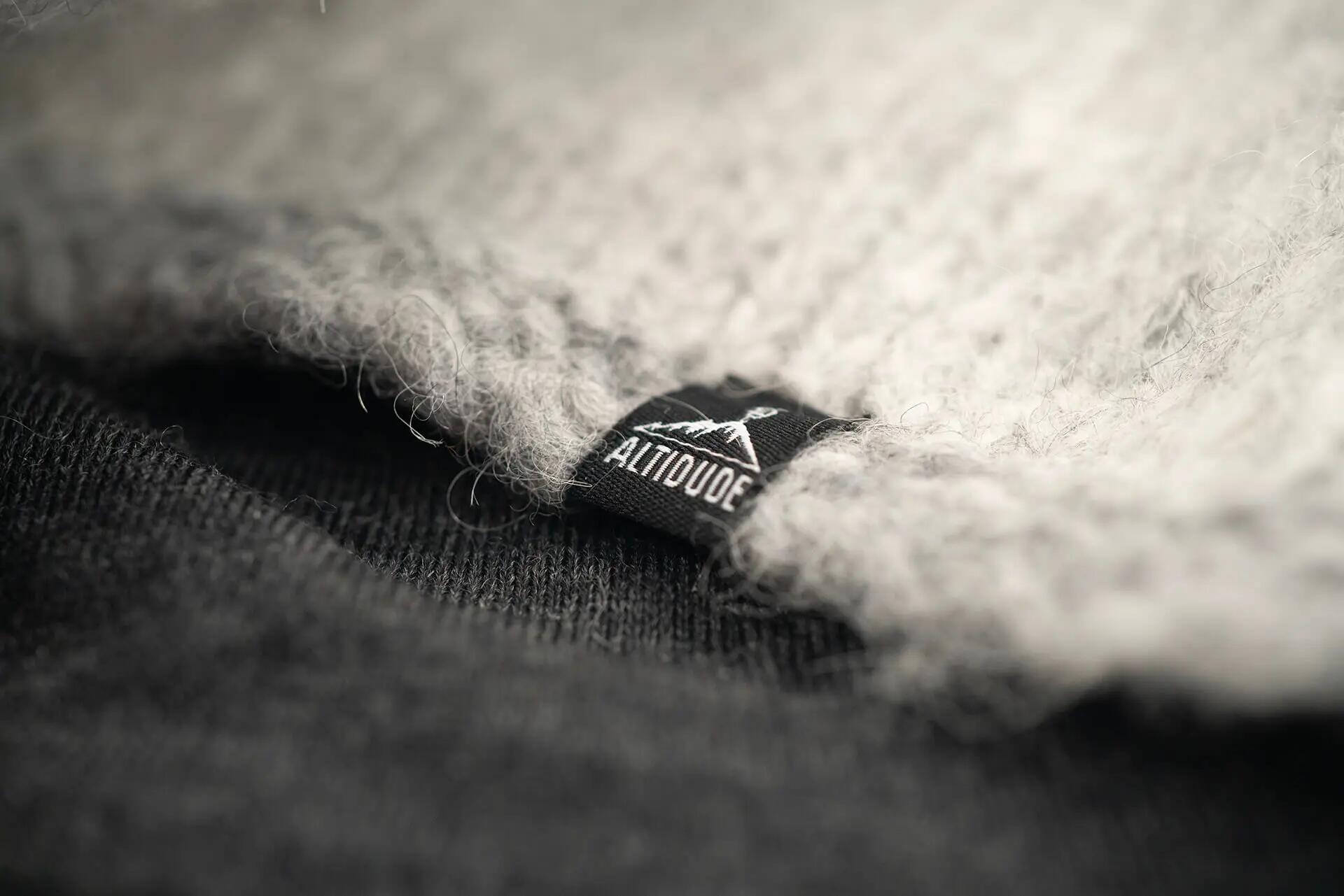 Pilgrim – Light Grey 3/6