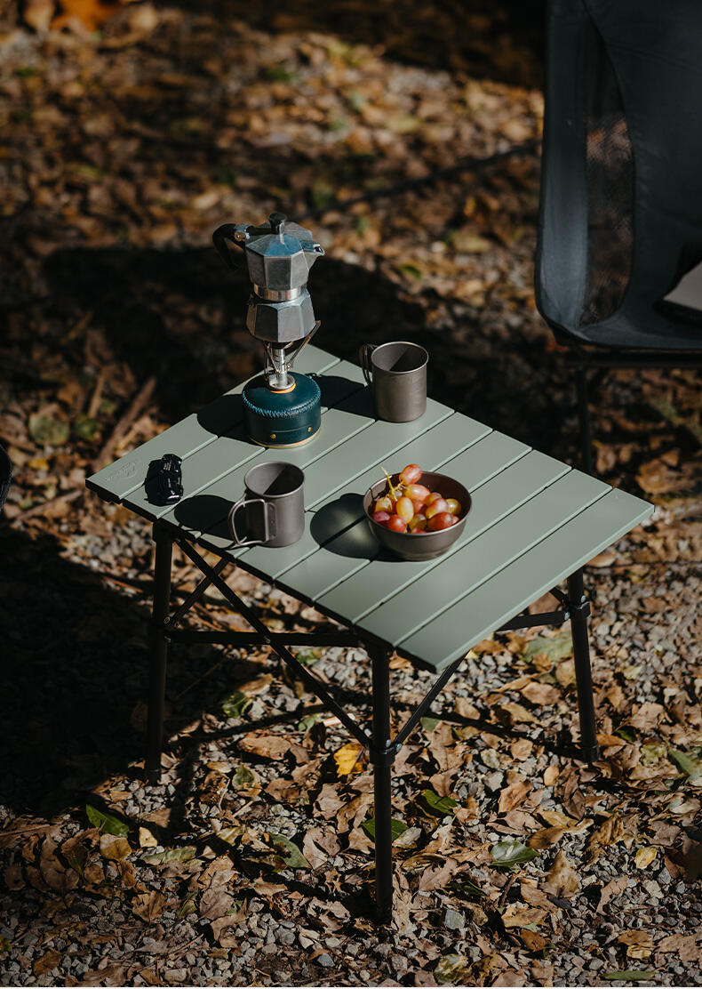 NATUREHIKE Yamami Y01 Medium Folding Camping Table - Pine Cream