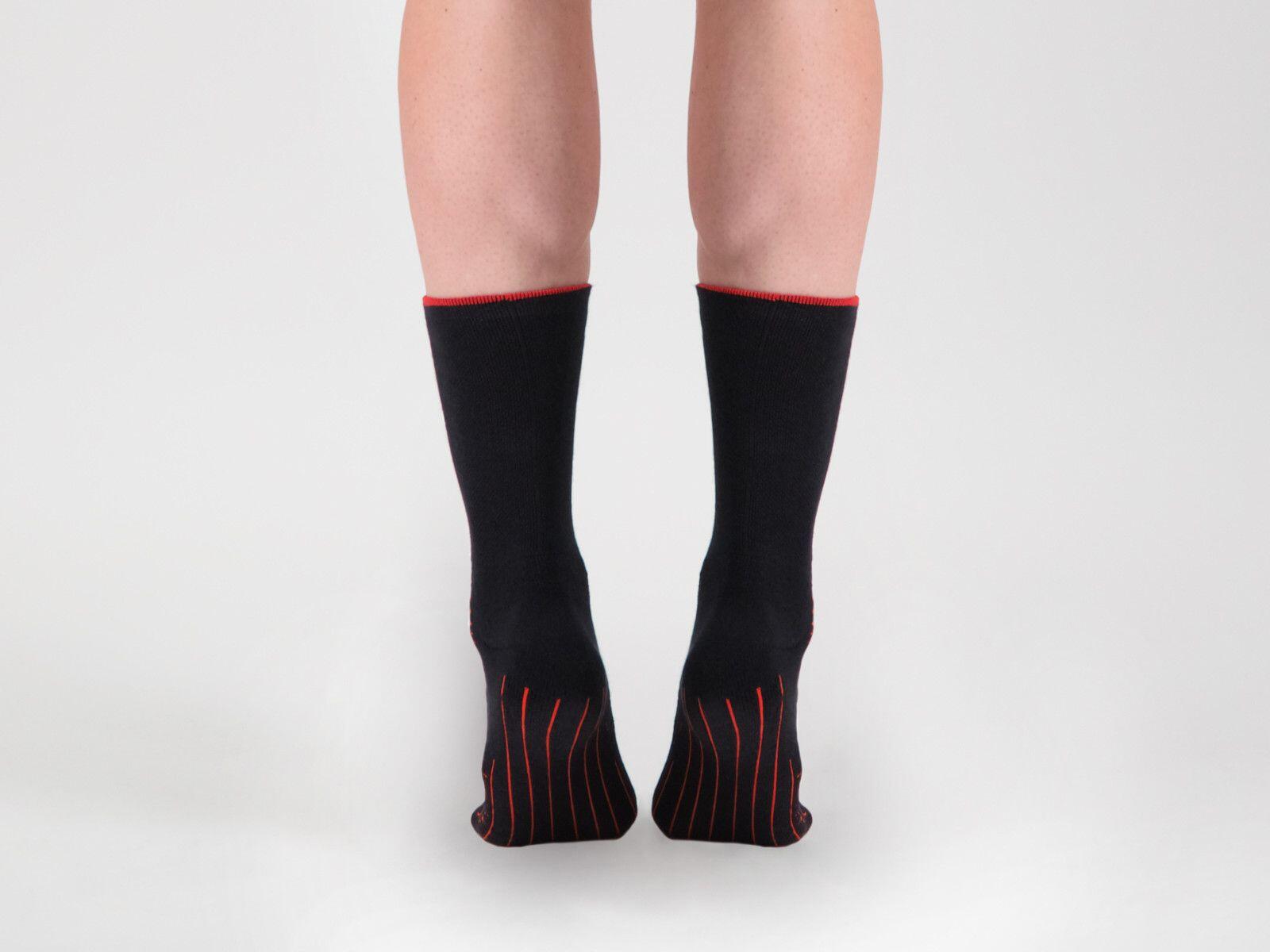 BBB InFraRouge FIRFeet Socken Schwarz / Rot 4/5