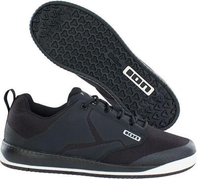 Paar ion scrub mtb schoenen zwart