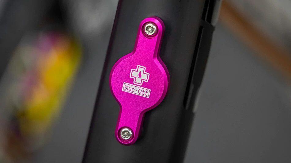 Muc-Off Secure Tag Holder GPS-Schloss Pink 5/5