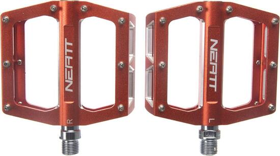 Neatt Attack V2 Flat Pedals 8 Pins Orange