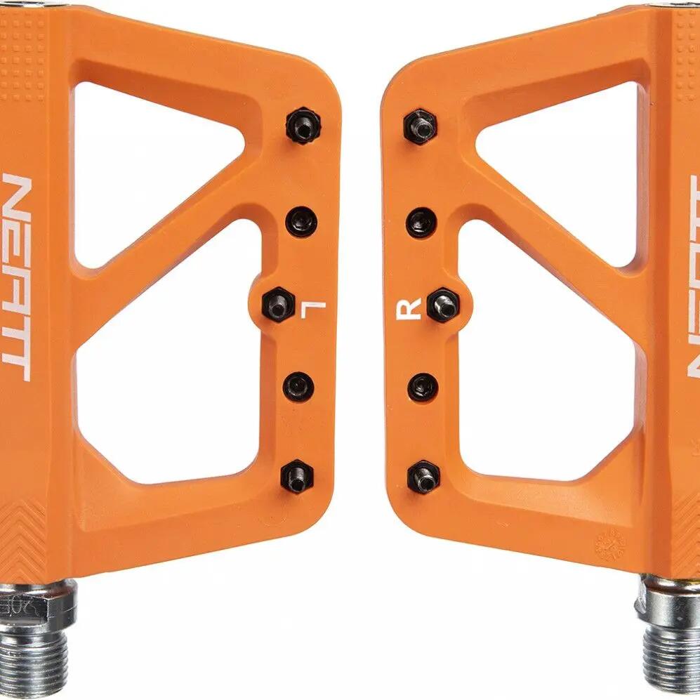 Pair of Neatt Composite 5 Pin Orange Flat Pedals
