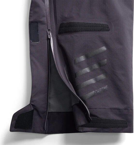 Chrome Downpour Pants Black 3/6