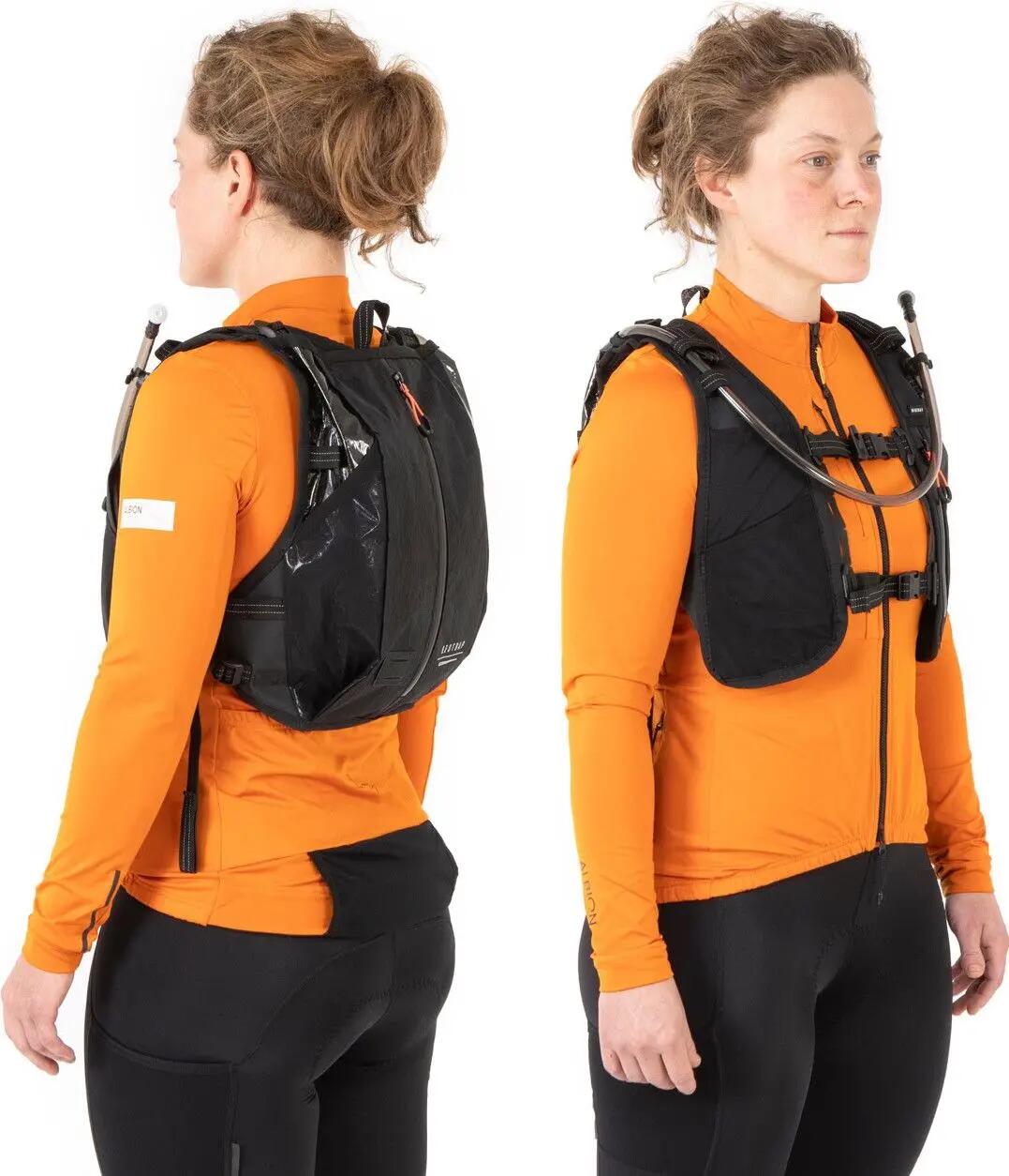Restrap Race Hydration Vest 7.5L Black + 2L Water Bladder 4/5