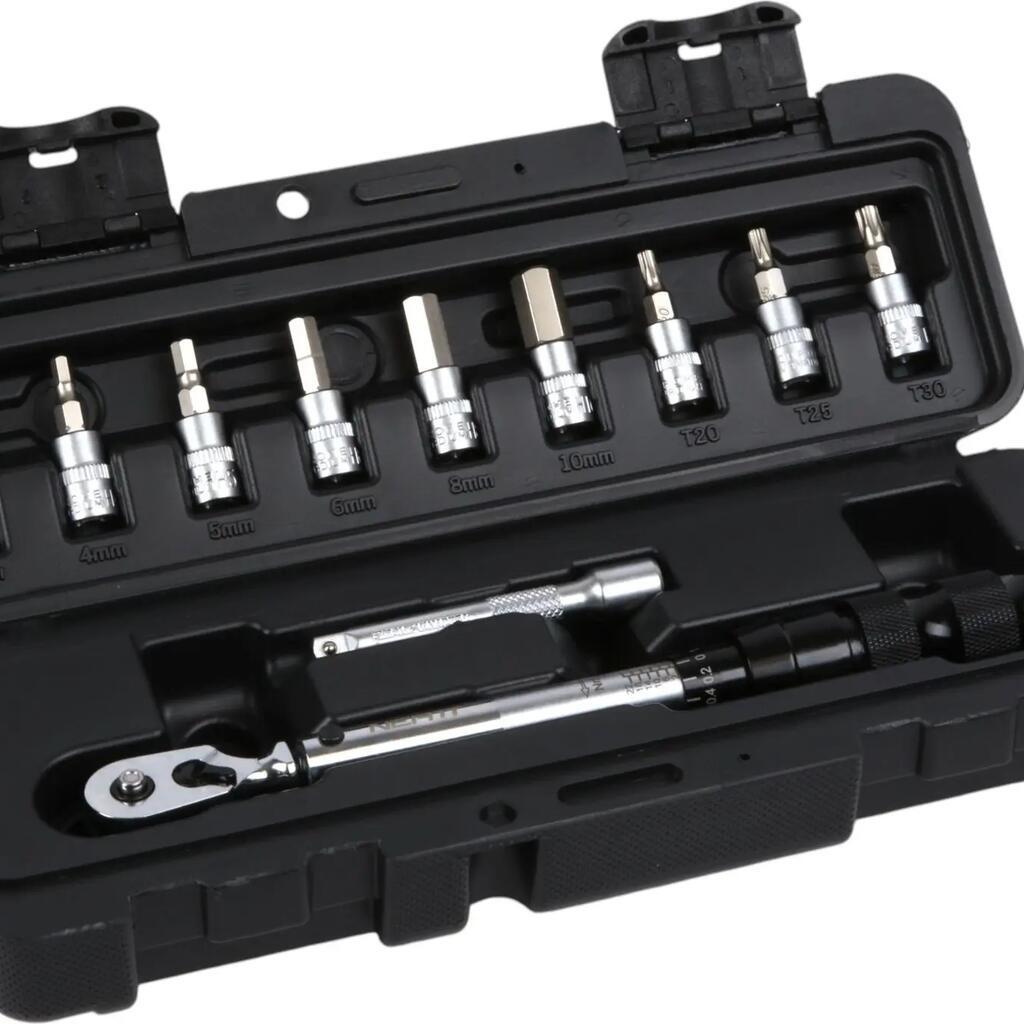 Neatt ATTACK 1/4" Torque Wrench, 2-24 Nm, with 9 sockets