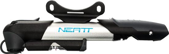 Pompa manuale di precisione NEATT con manometro