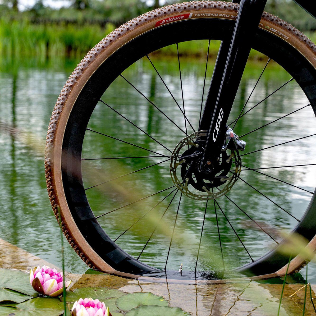 Pneu Vittoria Terreno Pro Mixed Gravel Race T60 Tubeless Ready Marron/Beige 4/5