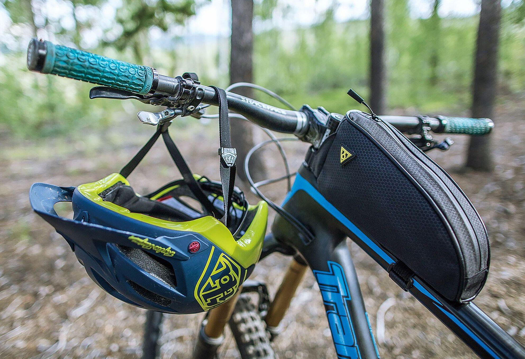 Topeak Toploader Frame Bag 750ml Black 4/7