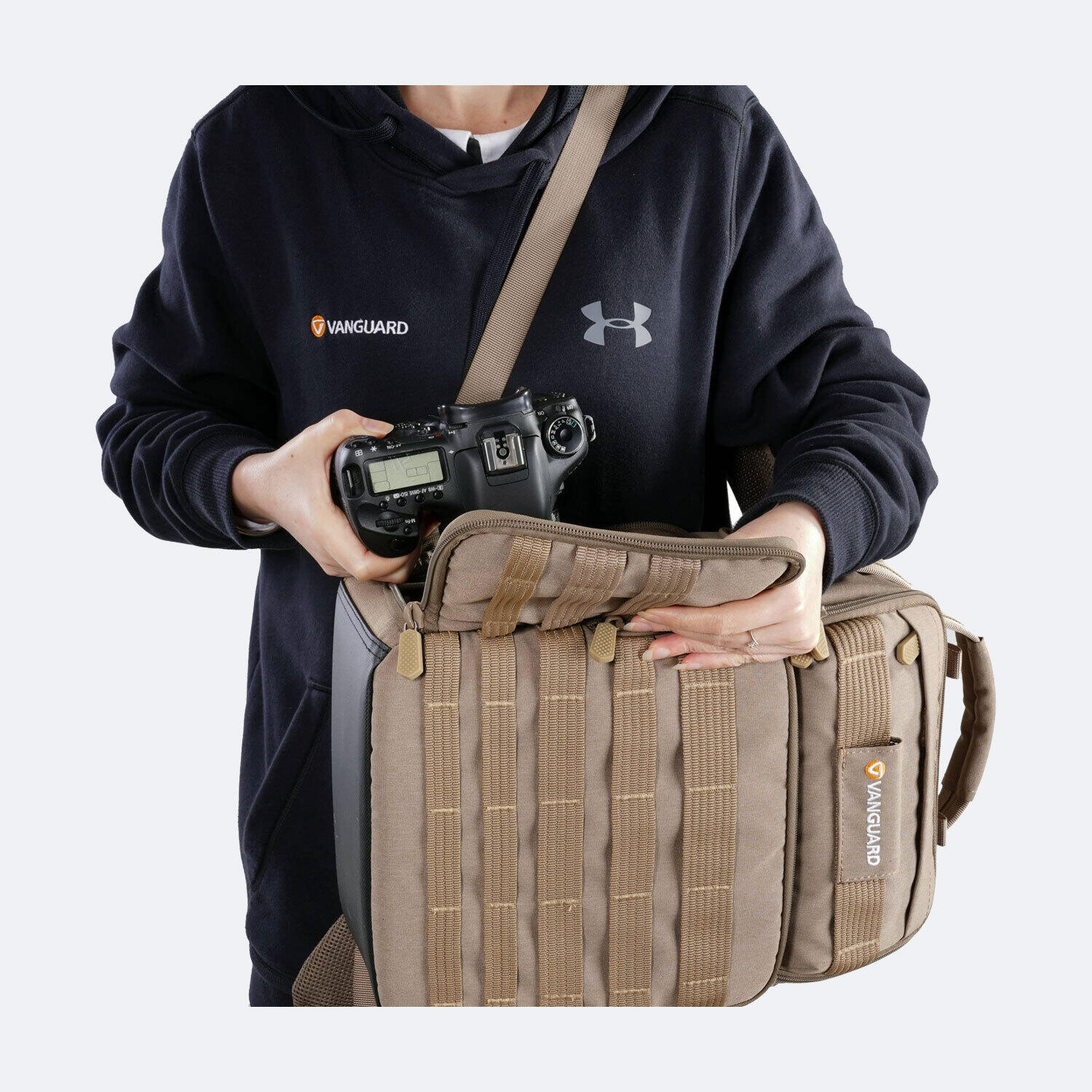 Mochila fotográfica táctica Vanguard Veo Range T37M BG 4/7