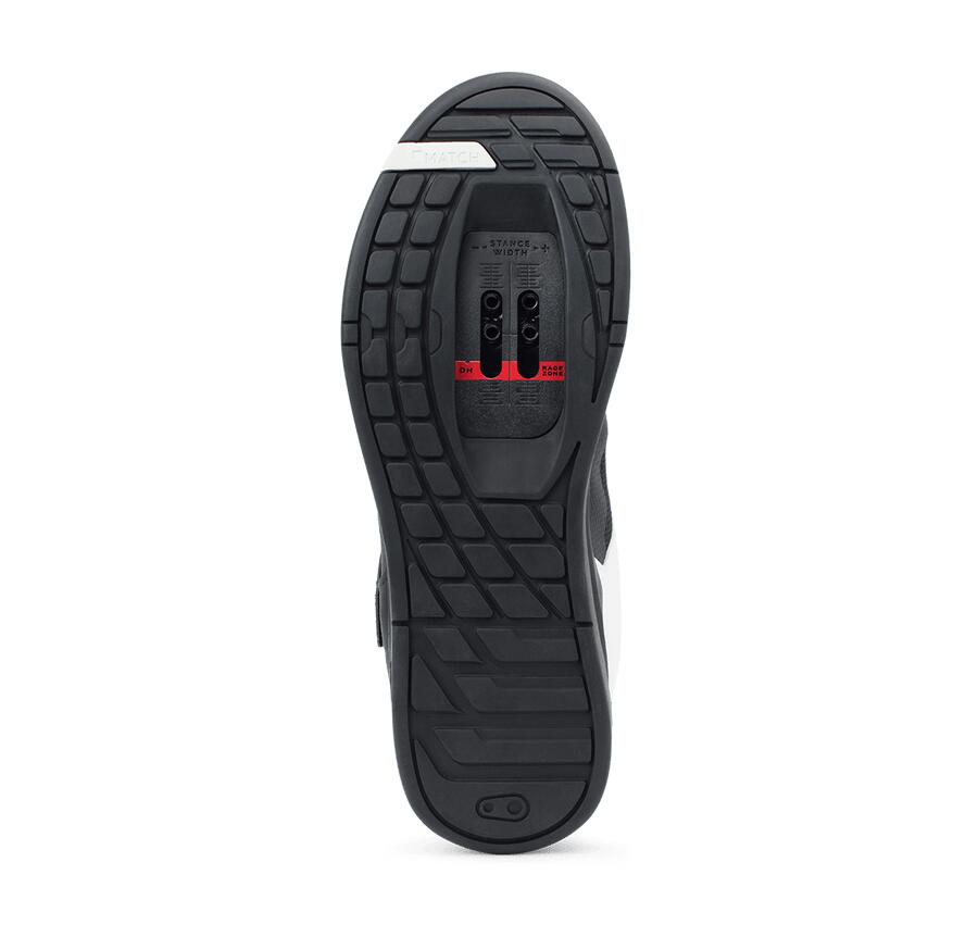 La scarpa da competizione e da bike park. 5/7