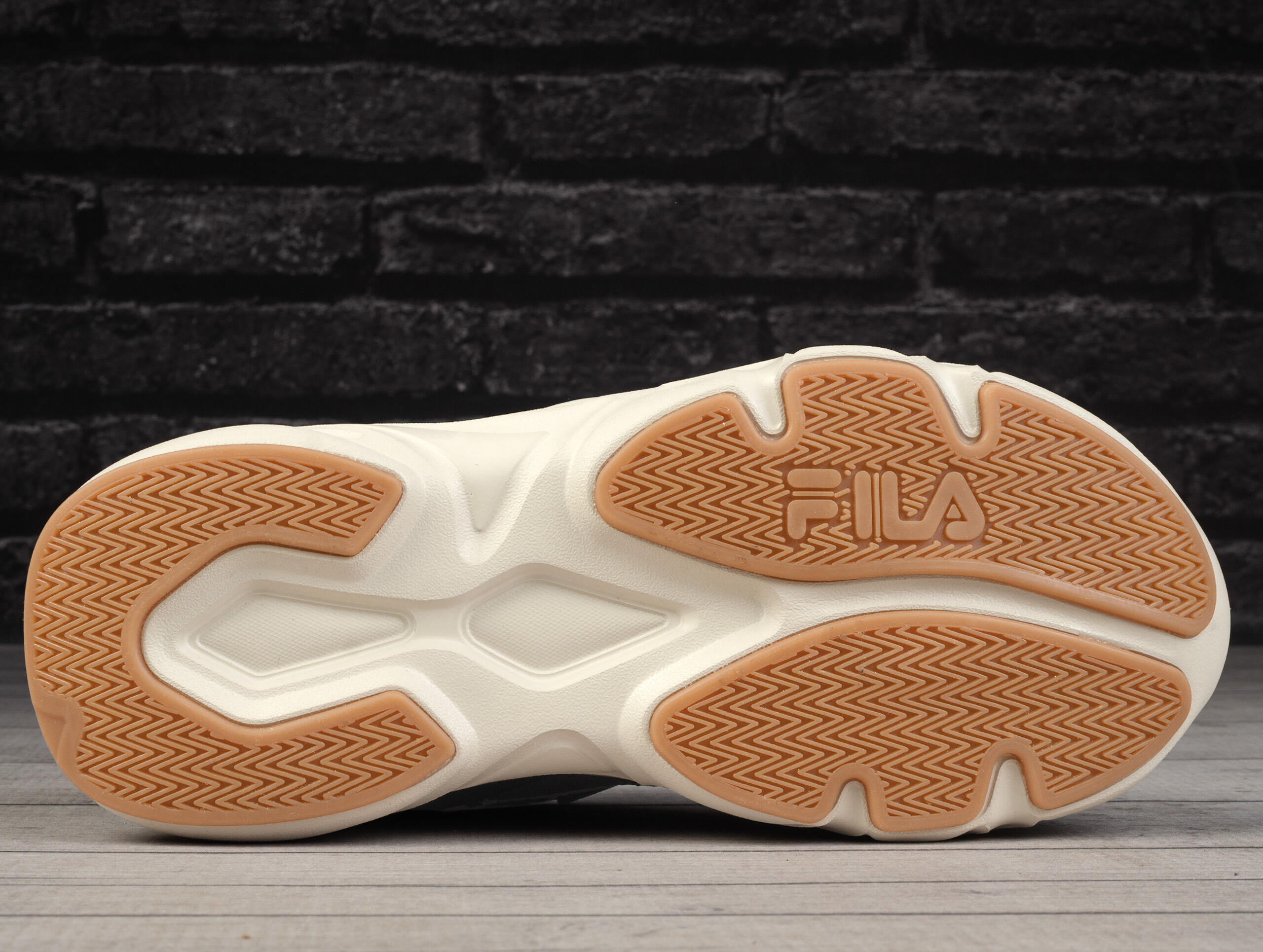 Buty sportowe sneakersy damskie Fila COLLENE A WMN 5/6