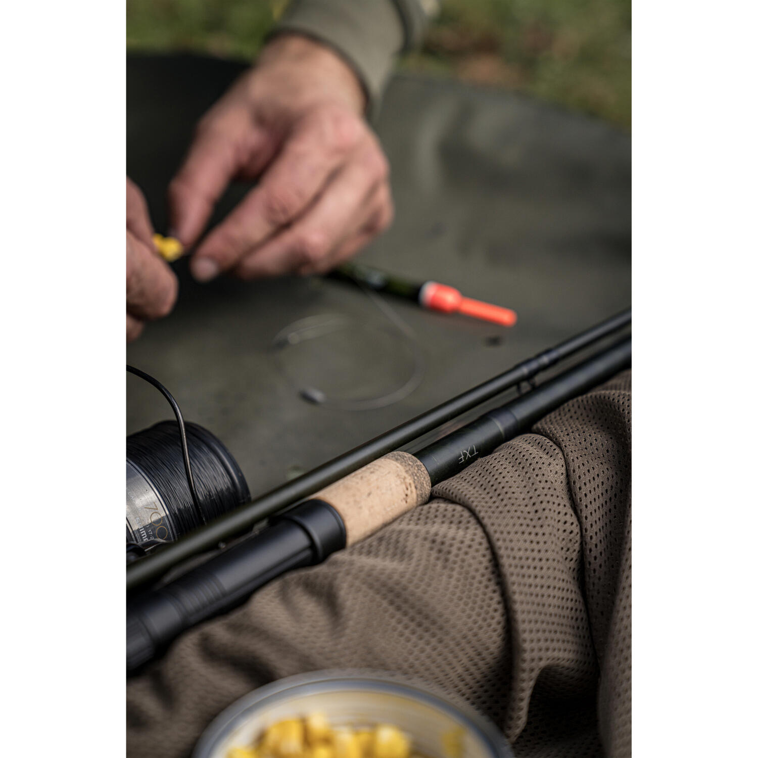 Shimano Tribal TX Specialist Float Gold 4/5