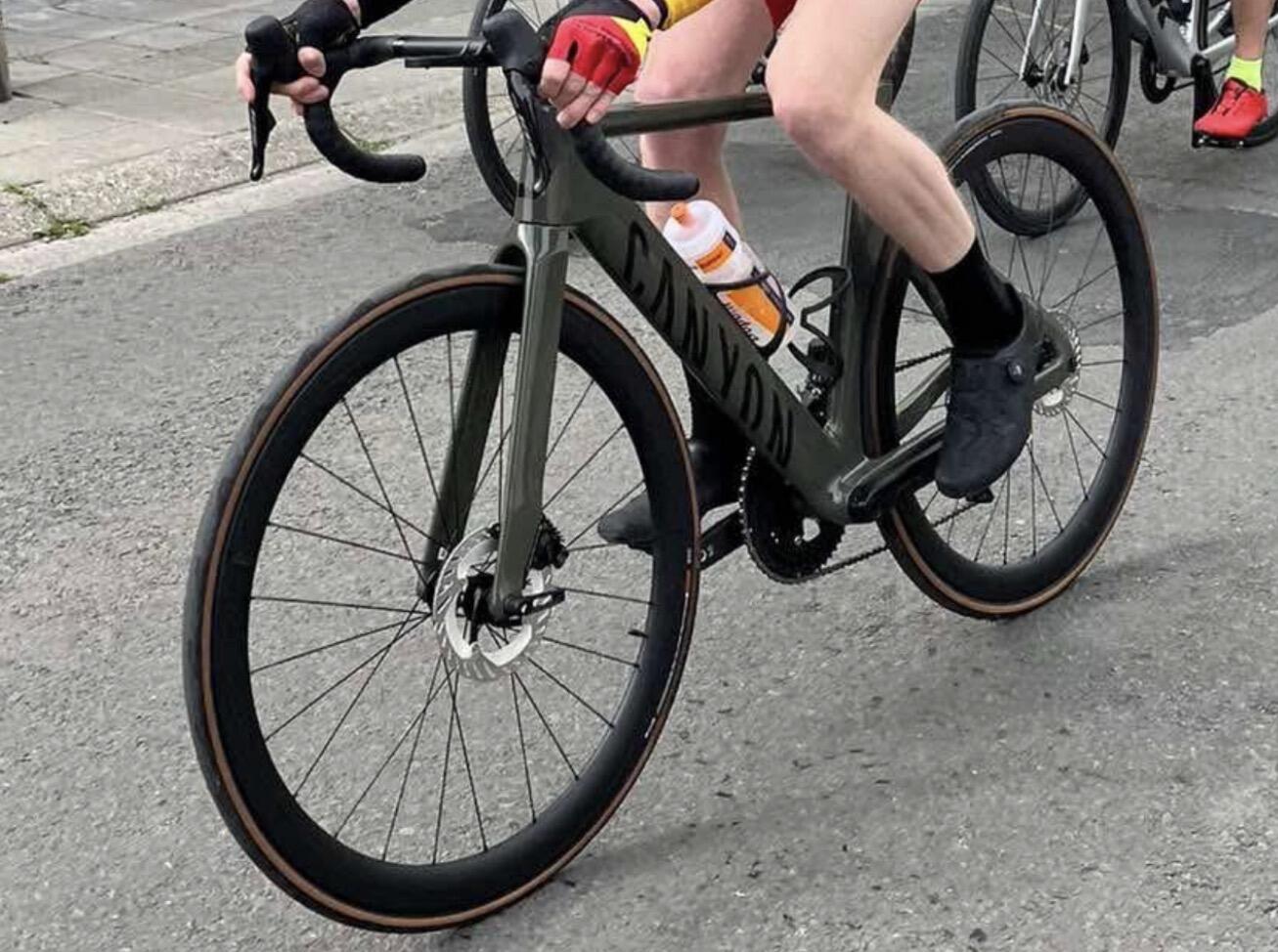 Tussen Particulieren - CANYON AEROAD CF SLX 2025 5/7