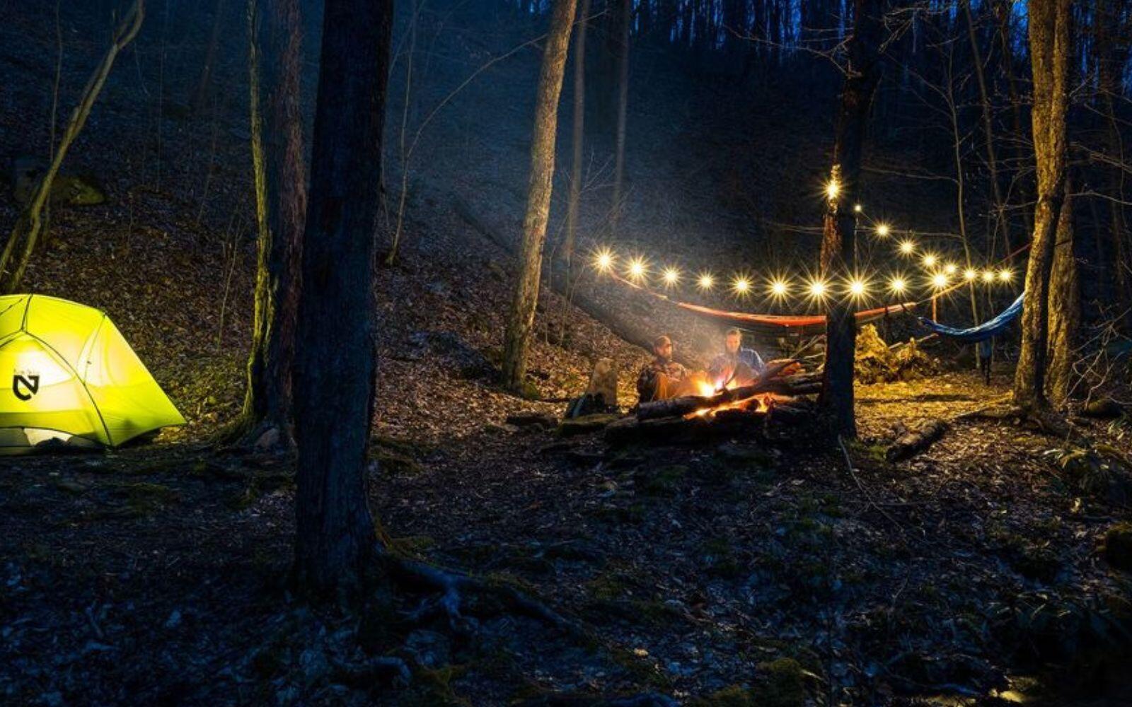 Guirlande BioLite 5,5m blanc chaud rechargeable solaire & USB‑C - Bivouac 4/7