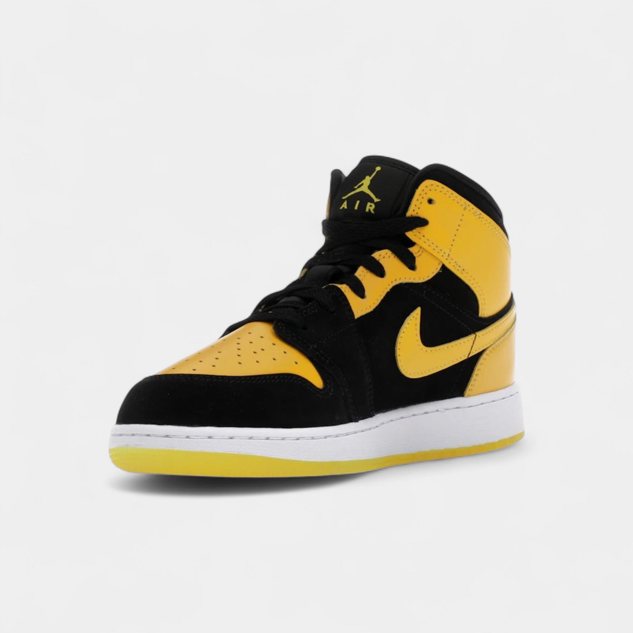 Jordan 1 Mid SE New Love (2025) (GS) 3/4