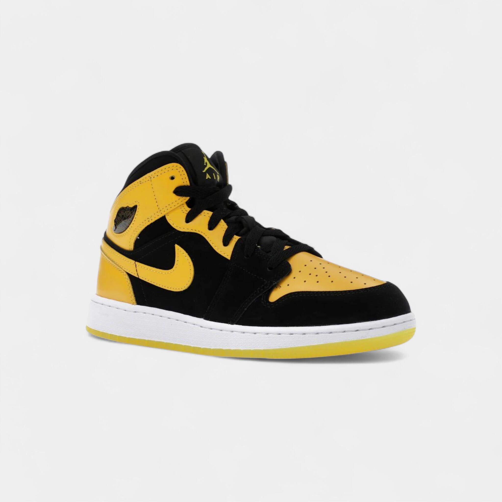 Jordan 1 Mid SE New Love (2025) (GS) 2/4