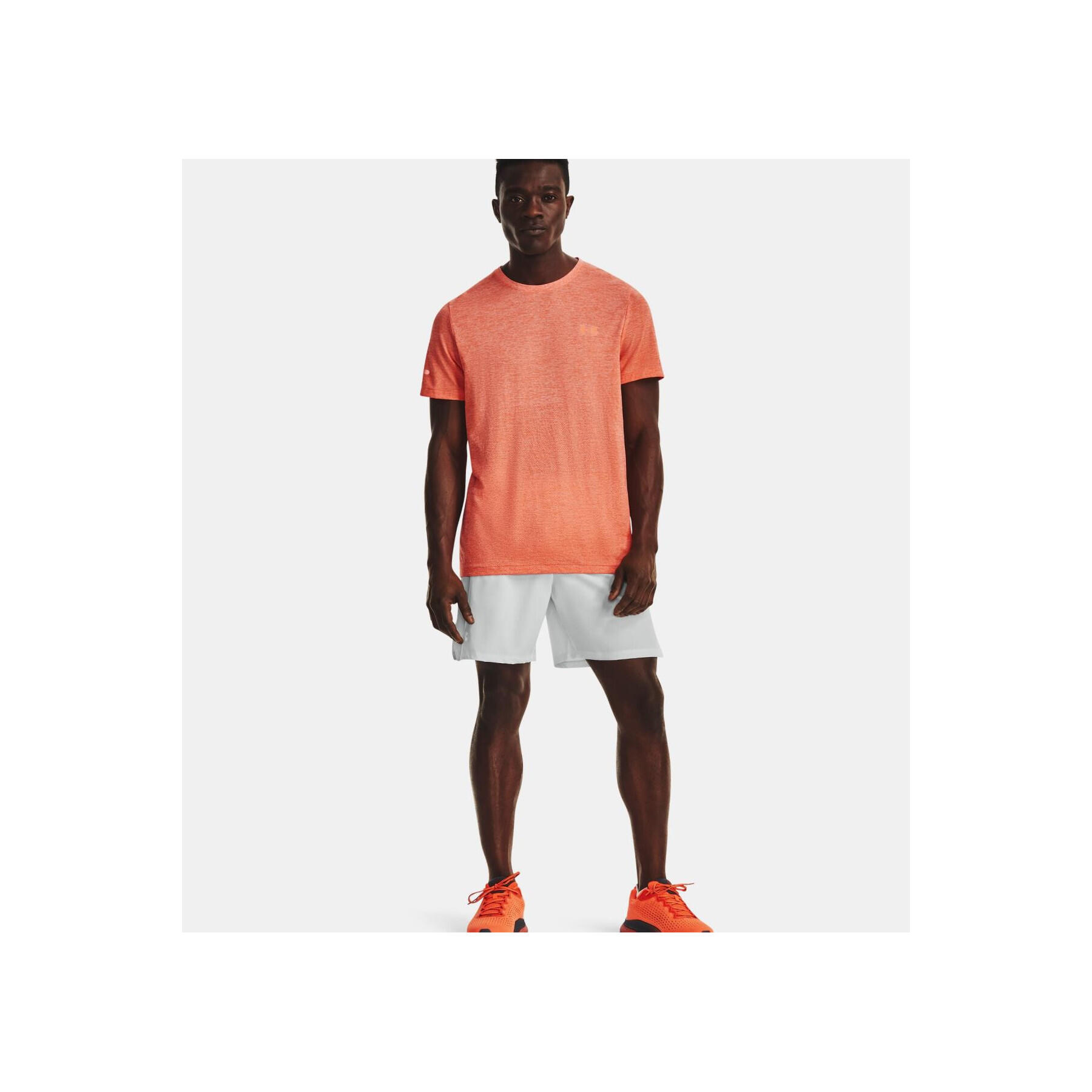 UNDER ARMOUR picture
