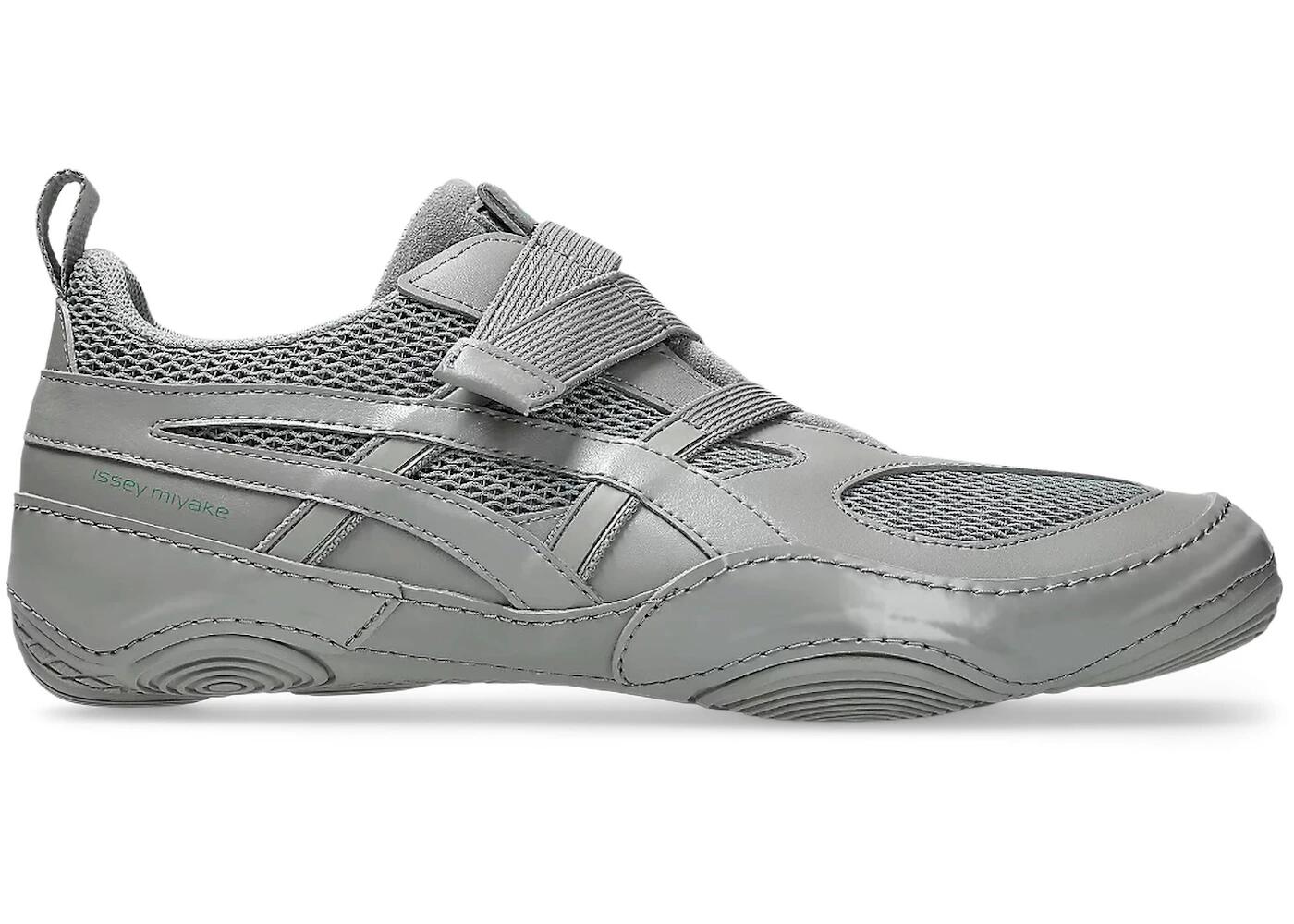 ASICS picture
