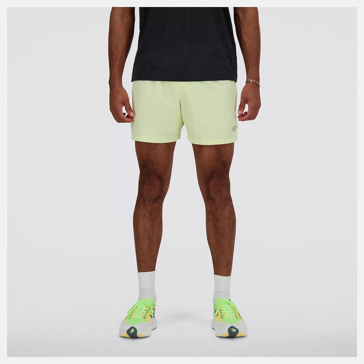NEW BALANCE picture
