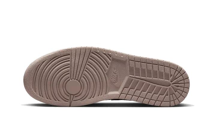 Air Jordan 1 Mid SE Craft Taupe Haze 3/3