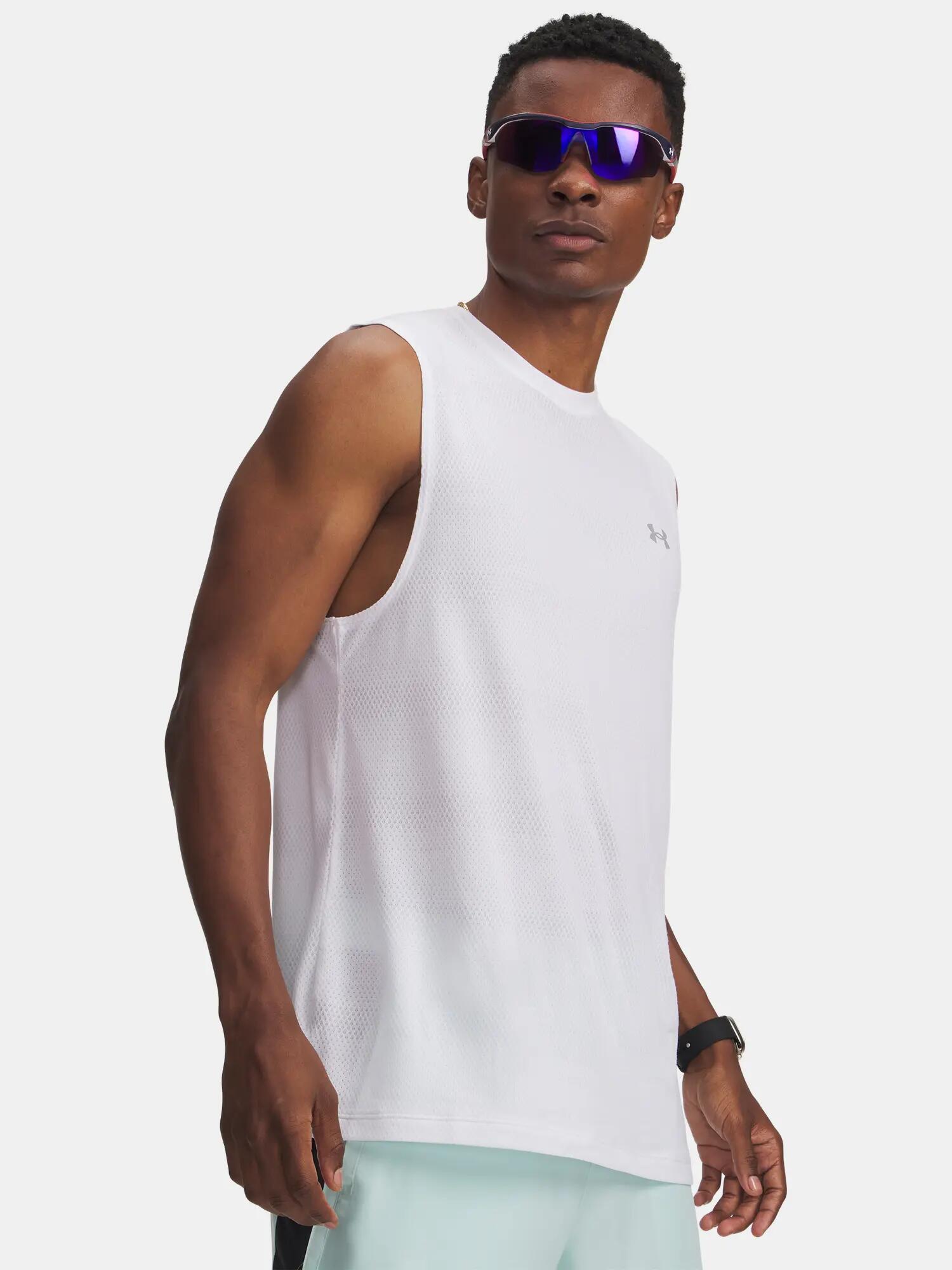 UNDER ARMOUR picture