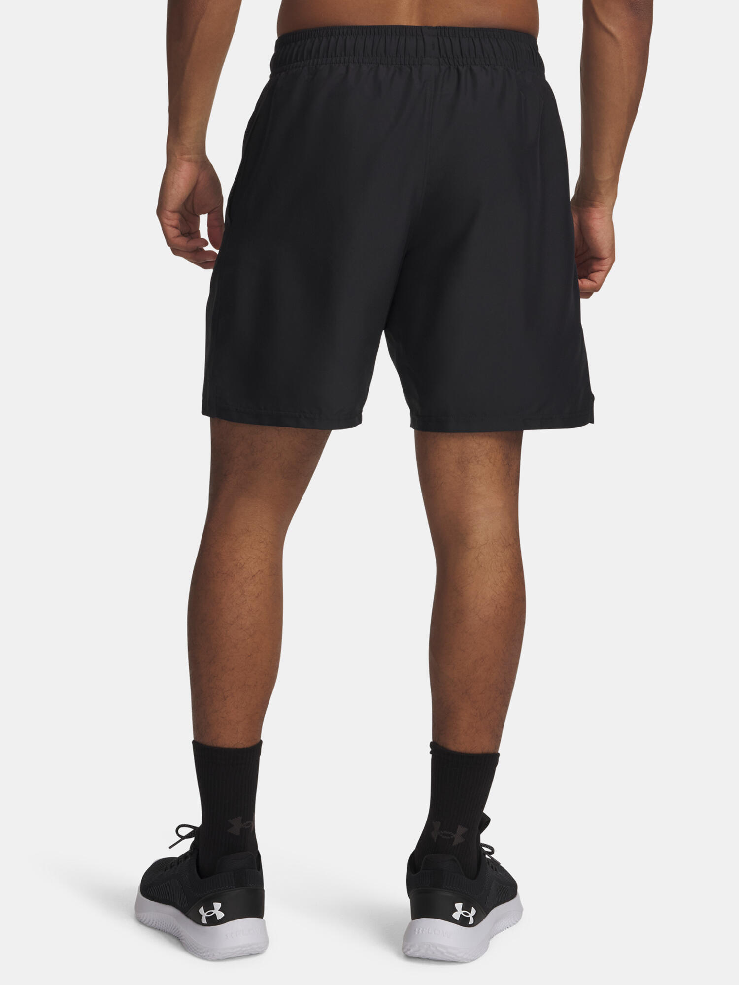 Shorts d'entraînement pour hommes UNDER ARMOUR 2/3