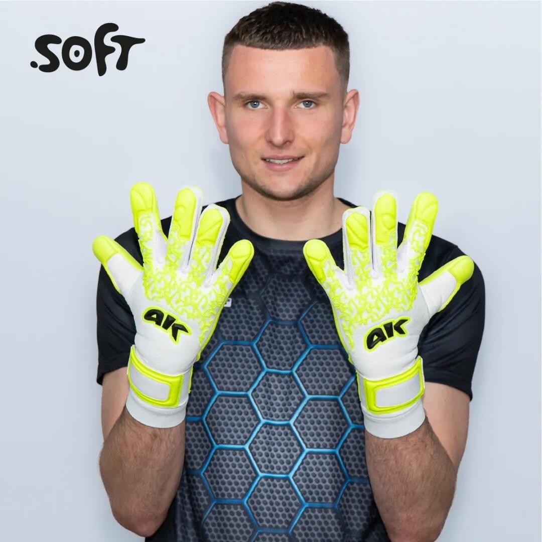 Rękawice bramkarskie dla bramkarza 4keepers soft timber hnc senior r. 8,5 6/7