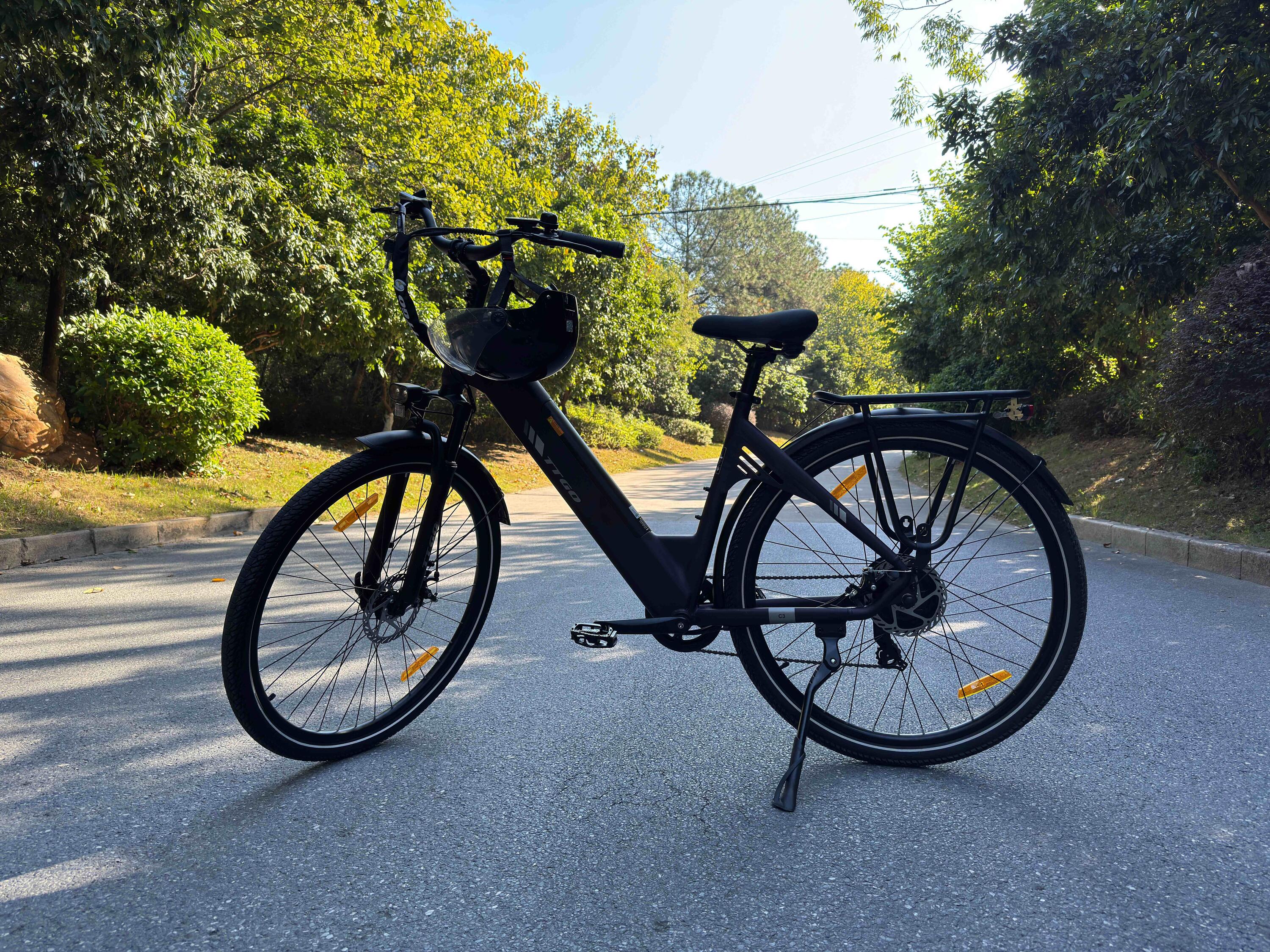 C3SE Bicicleta eléctrica 28” 250W 52Nm 100km Shimano 7 velocidades 6/6