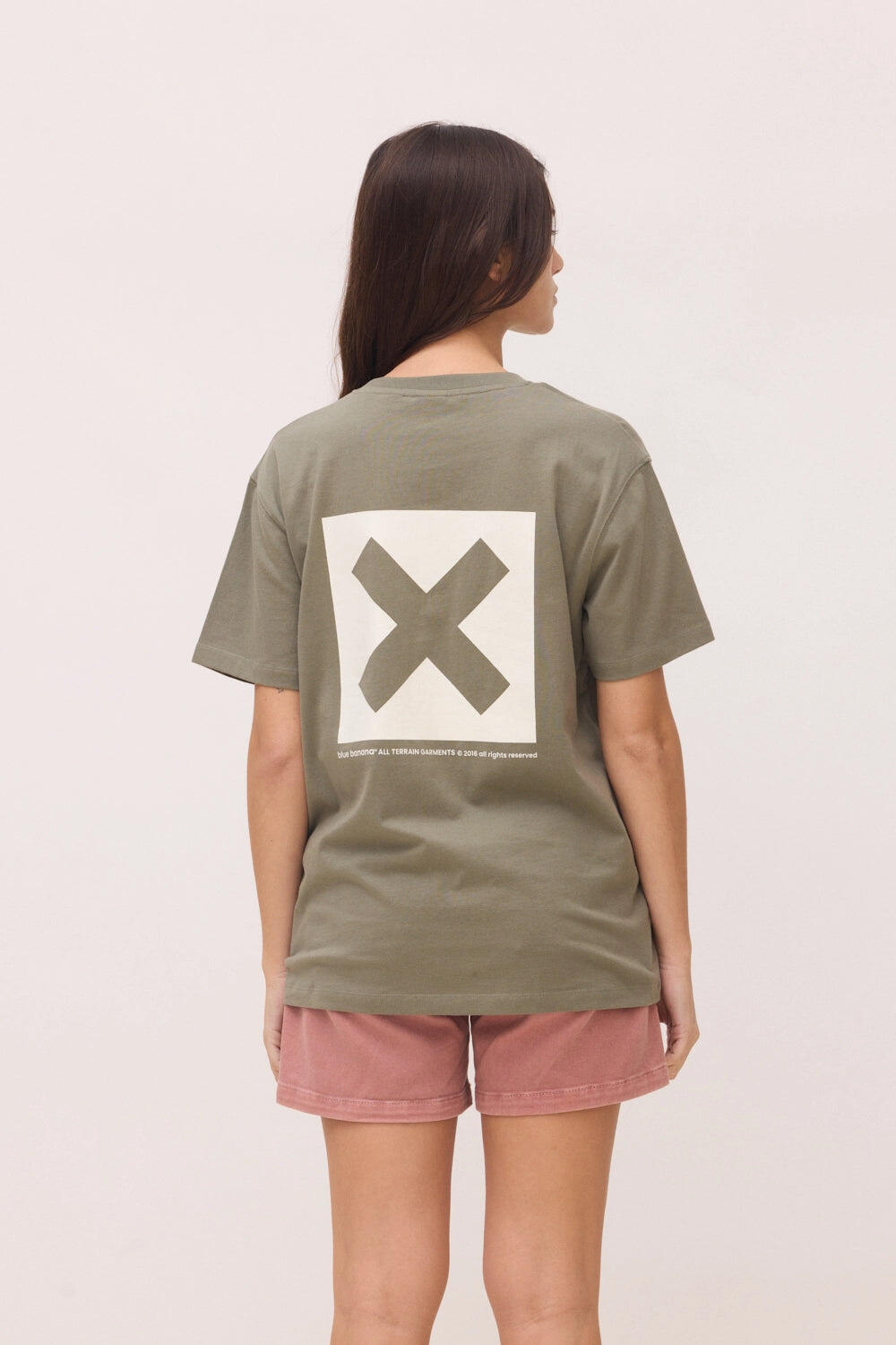 Camiseta Blue Banana Olive Green de Algodón 100% Orgánico 2/3