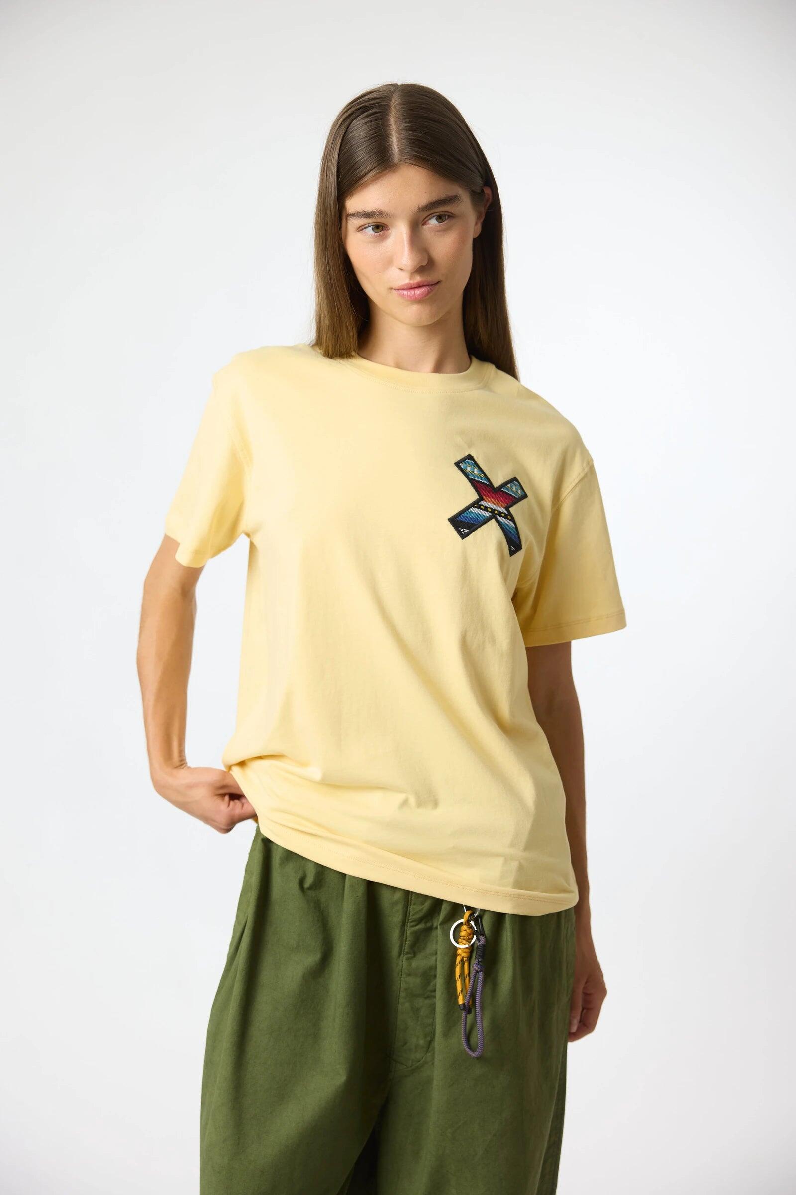 Camiseta Blue Banana Amarillo Claro de Algodón 100% Orgánico 4/7