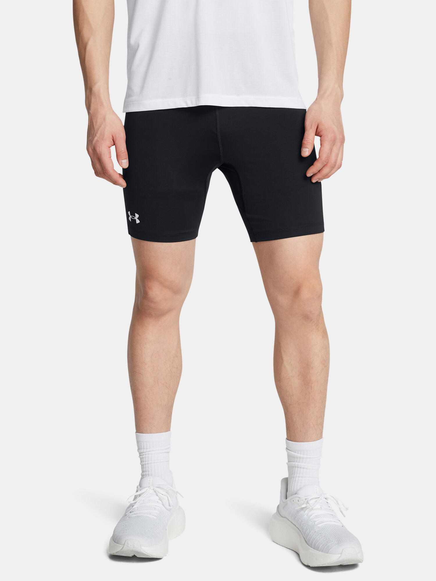 UNDER ARMOUR picture