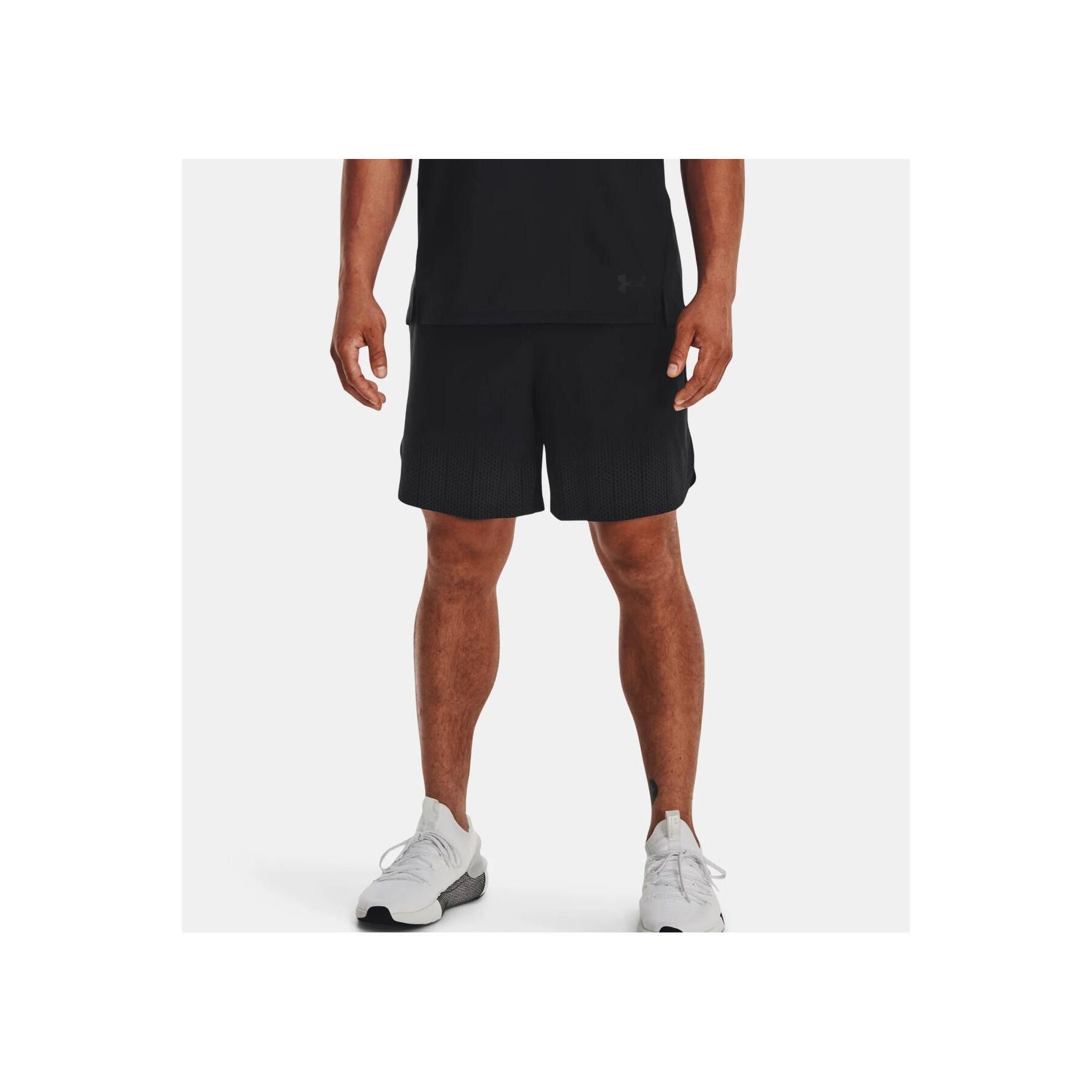 UNDER ARMOUR picture