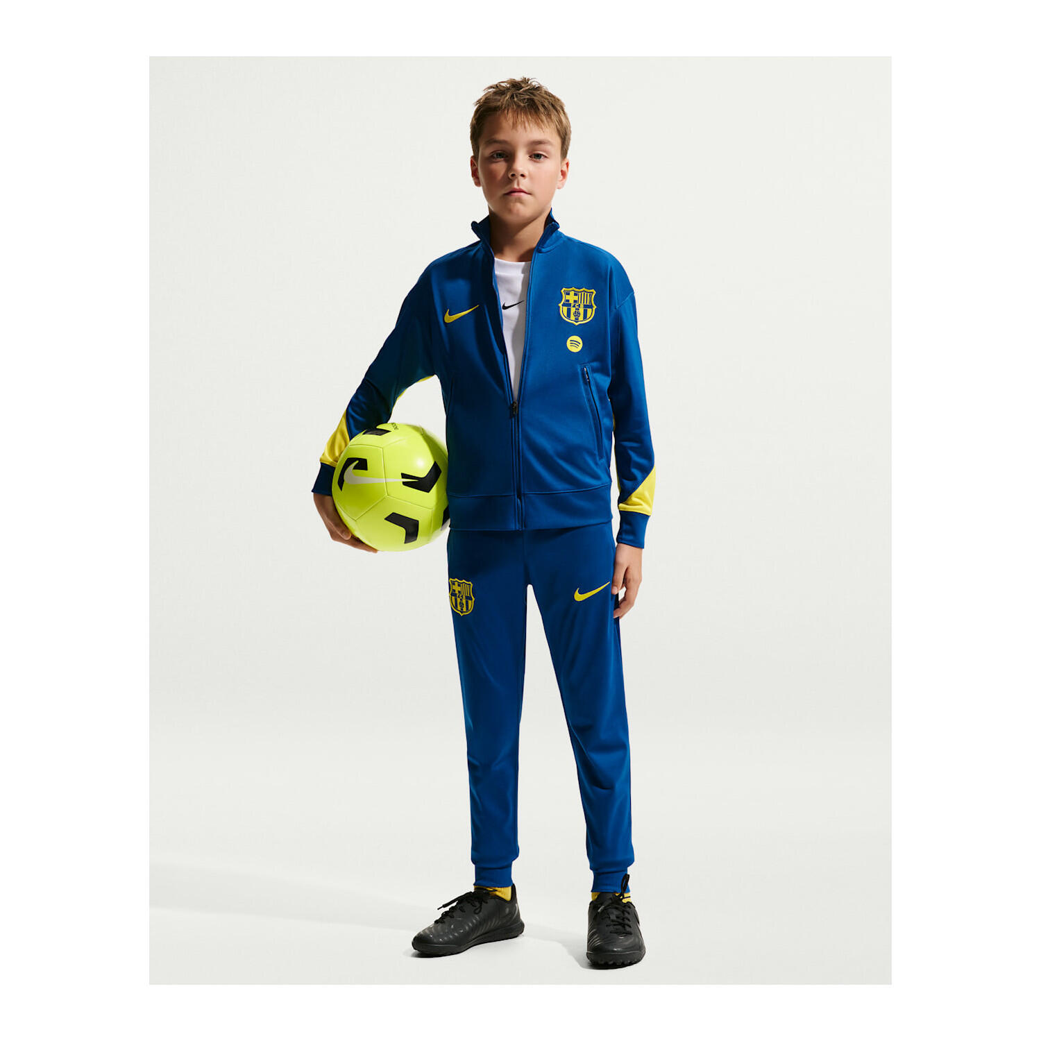 NIKE picture