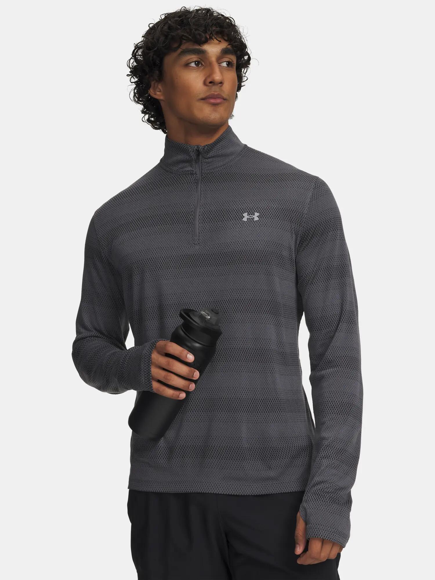 UNDER ARMOUR picture