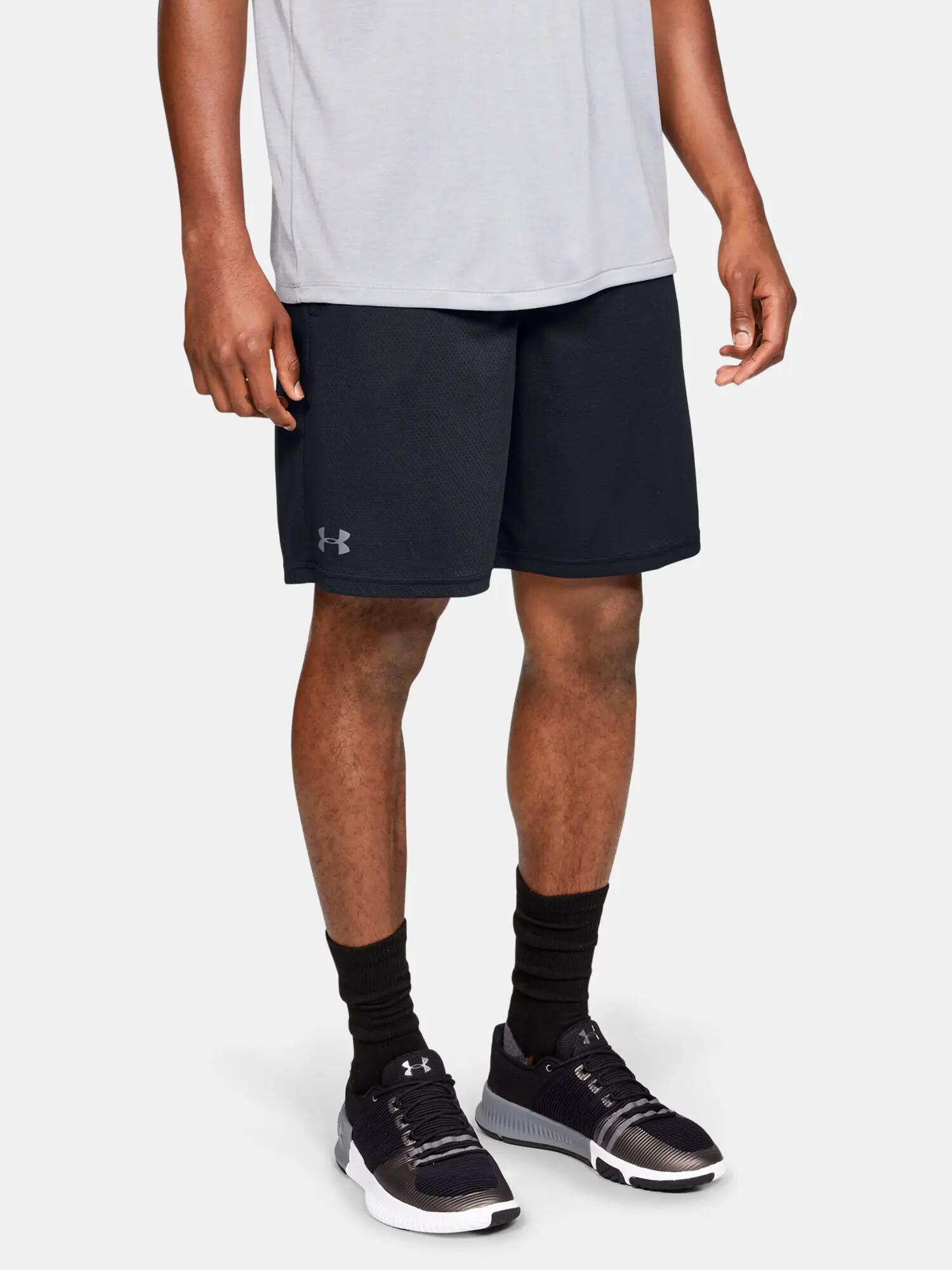 UNDER ARMOUR picture