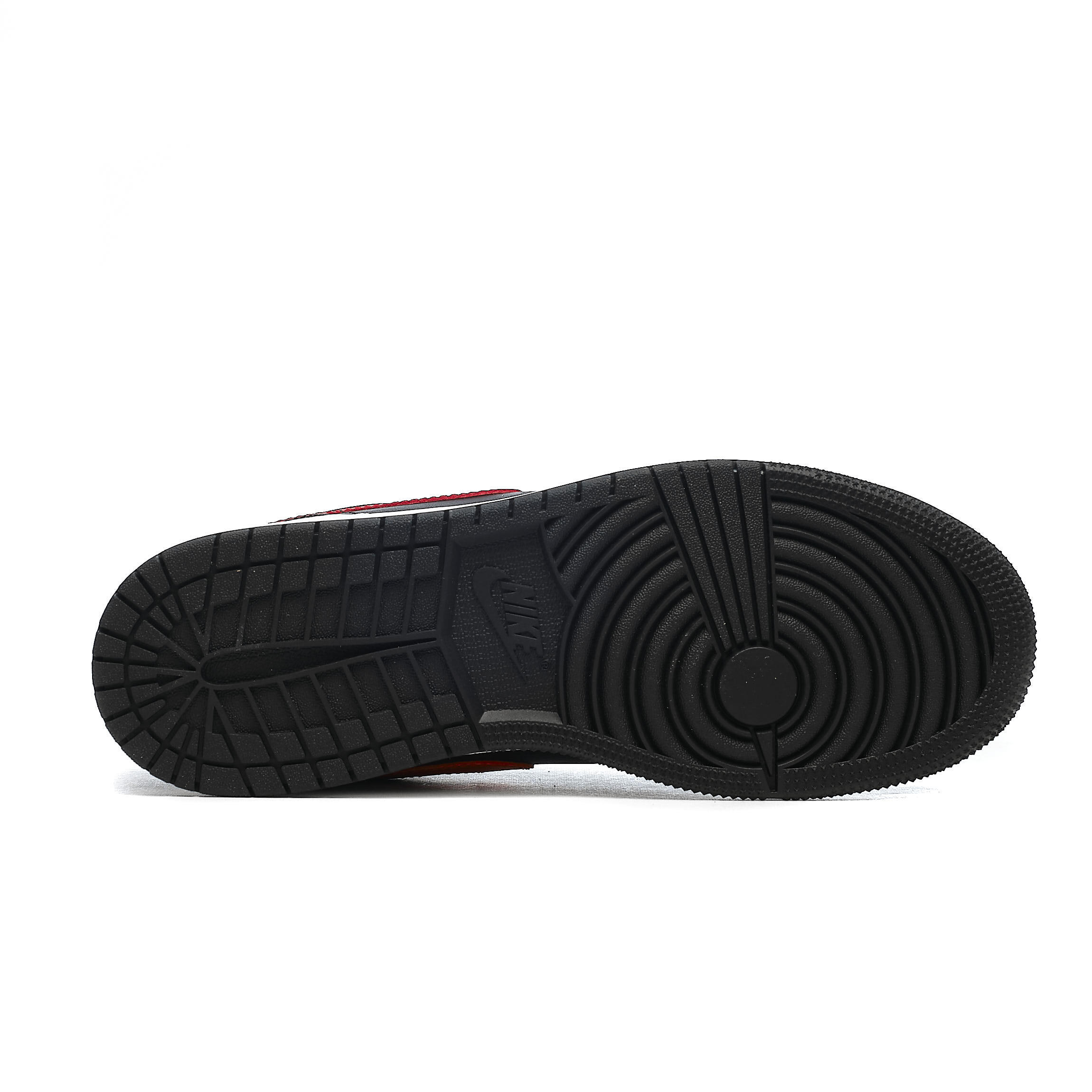 Jordan 1 Low White Toe (GS) 4/5