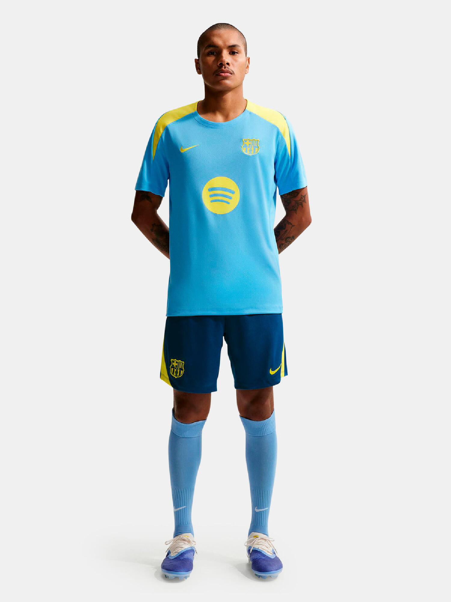 NIKE picture
