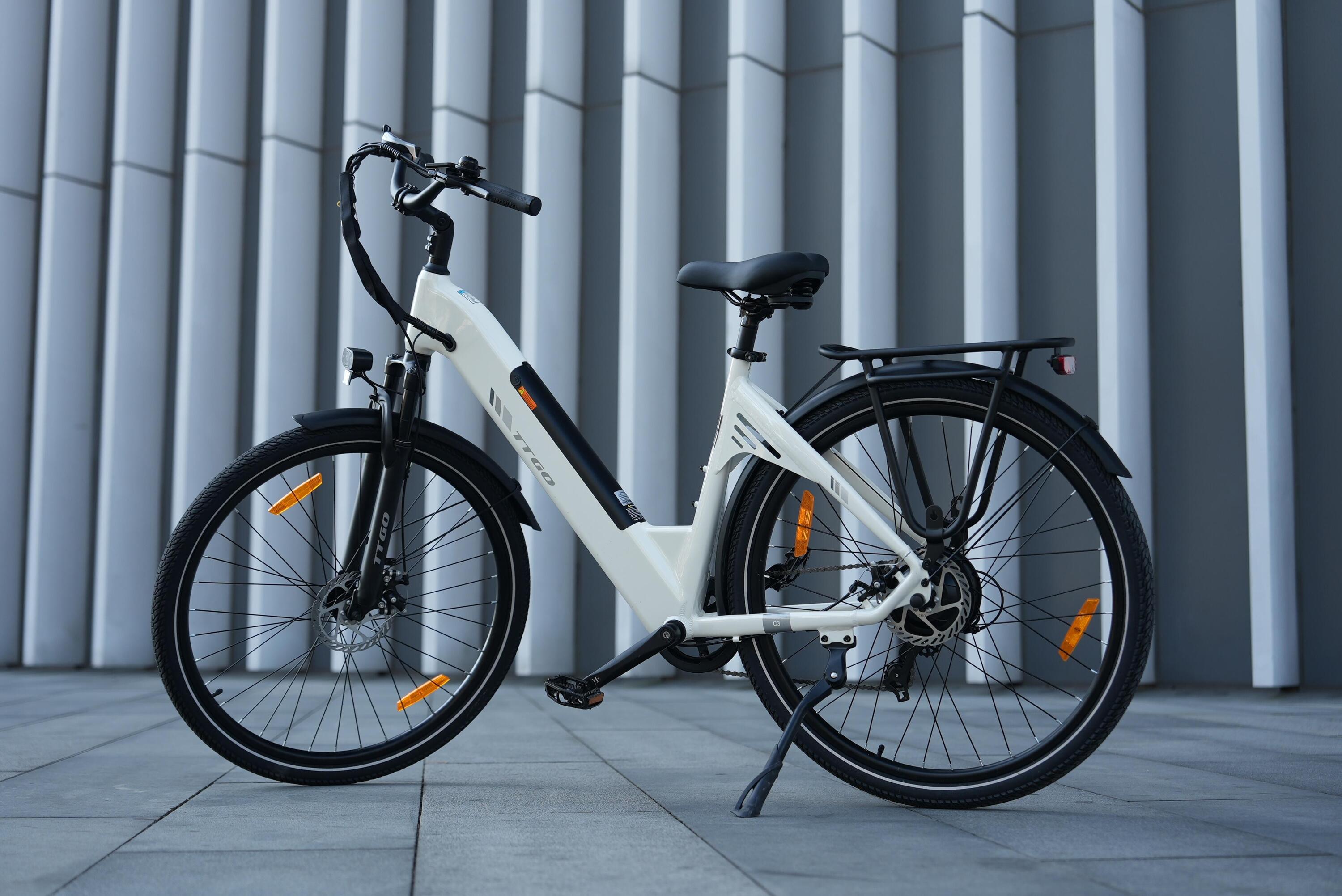 C3SE Bicicleta elétrica 28” 250W 52Nm 100km Shimano 7 velocidades 7/7