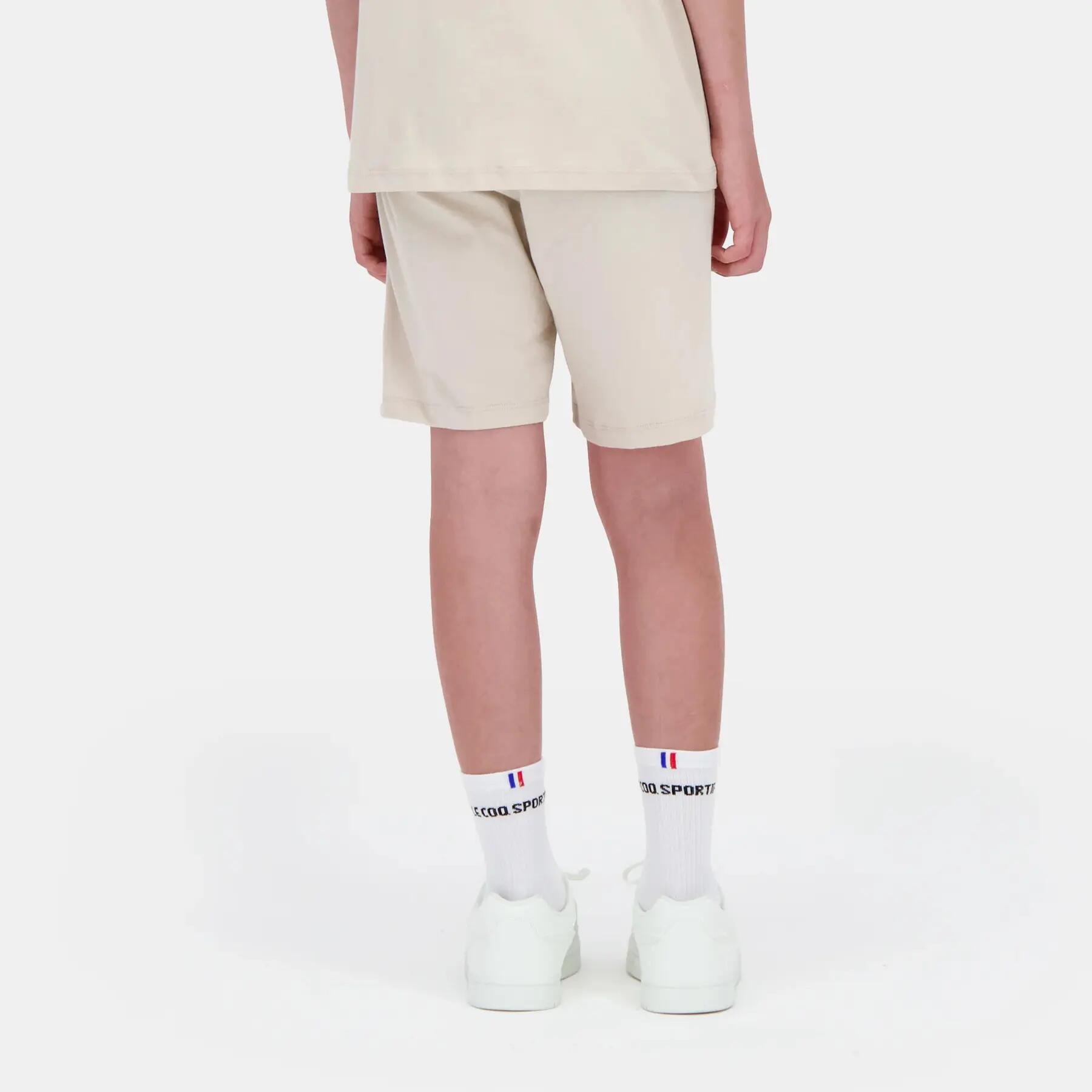 Beige / Beige