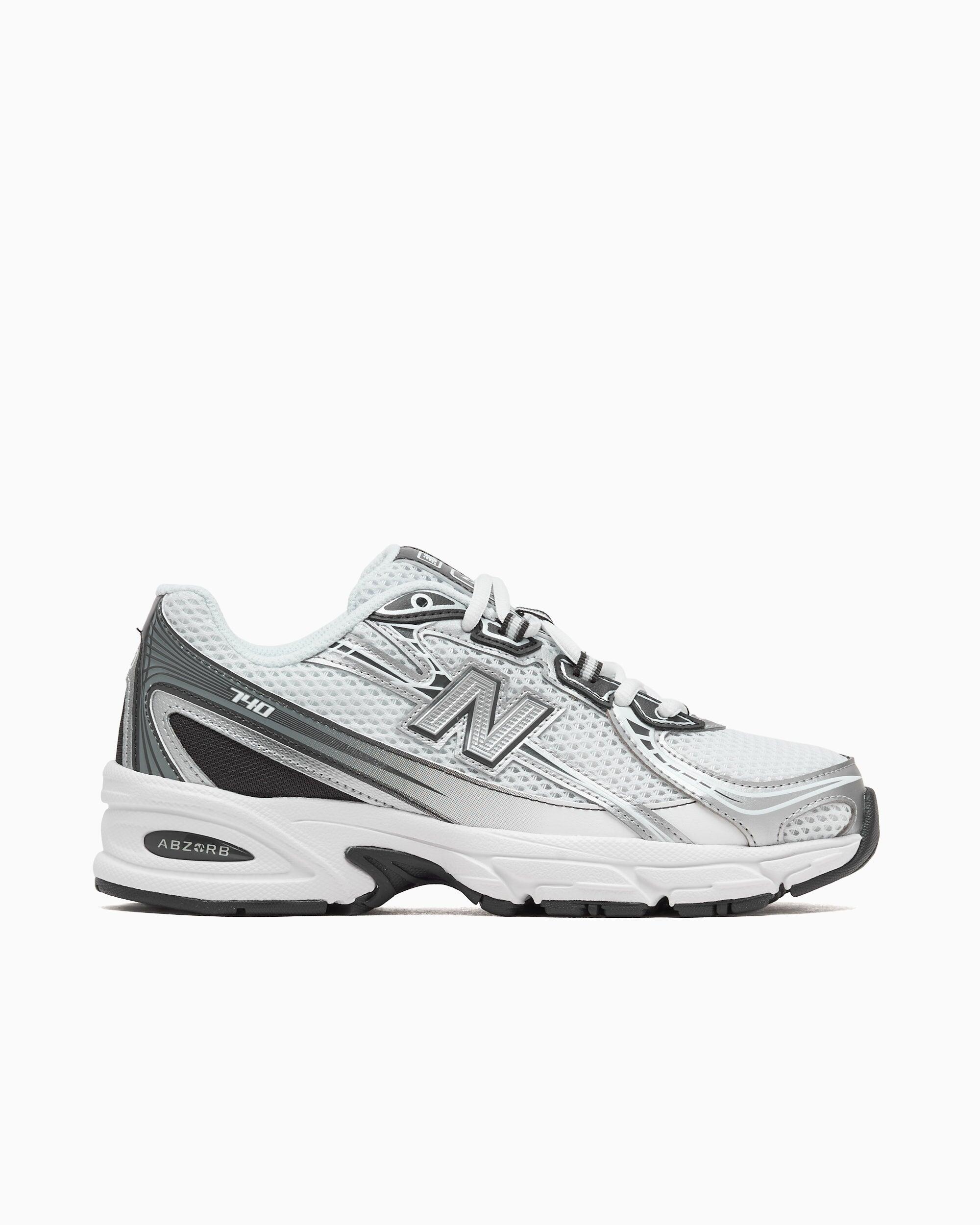 NEW BALANCE picture