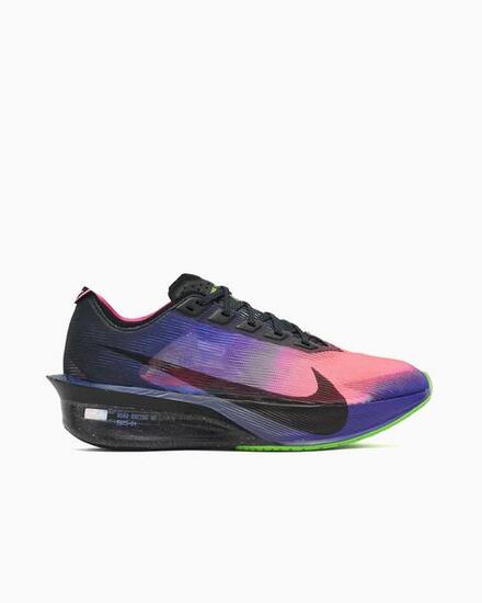 Chaussures de course Nike modèle IO9560-400 pour femmes