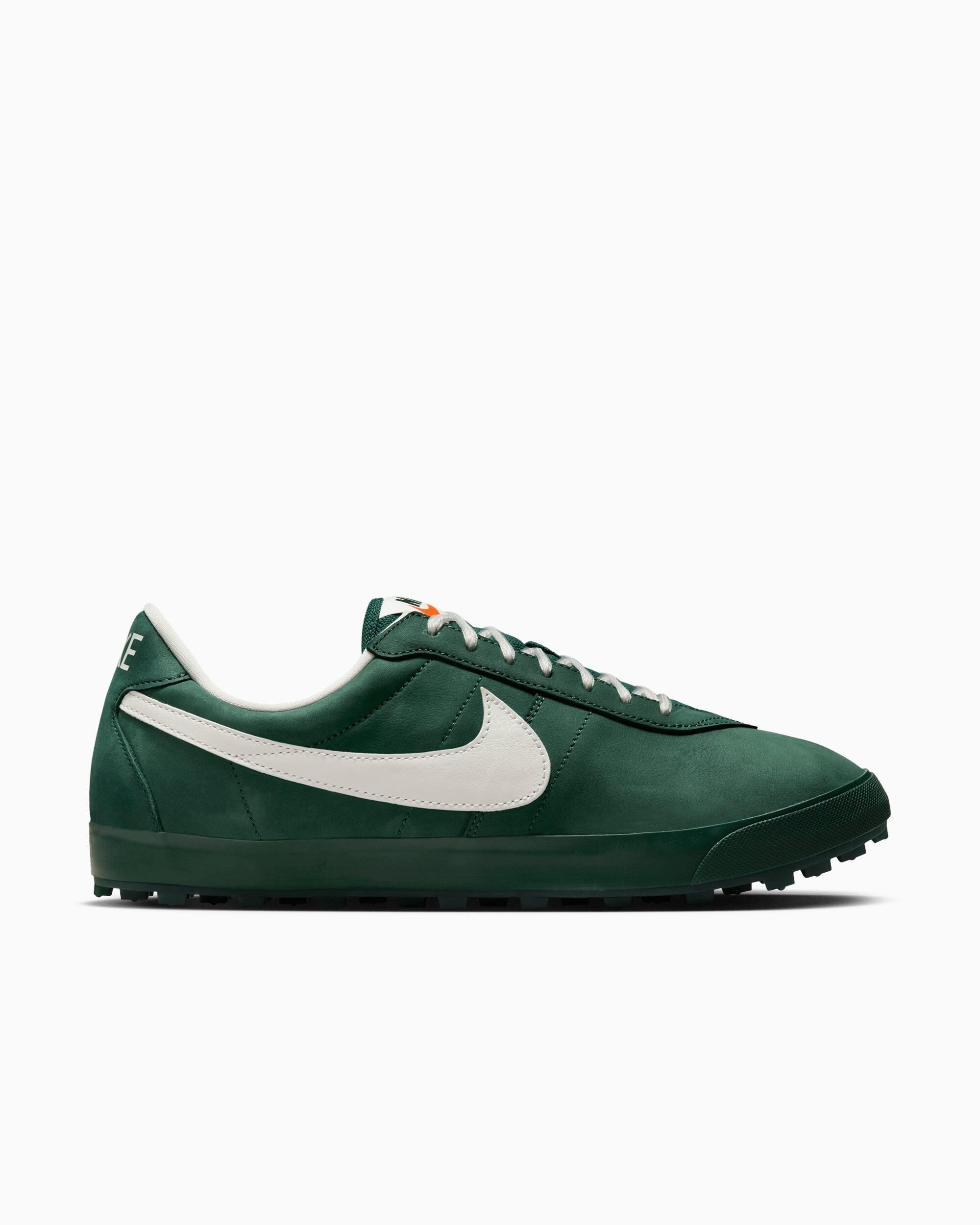 NIKE picture